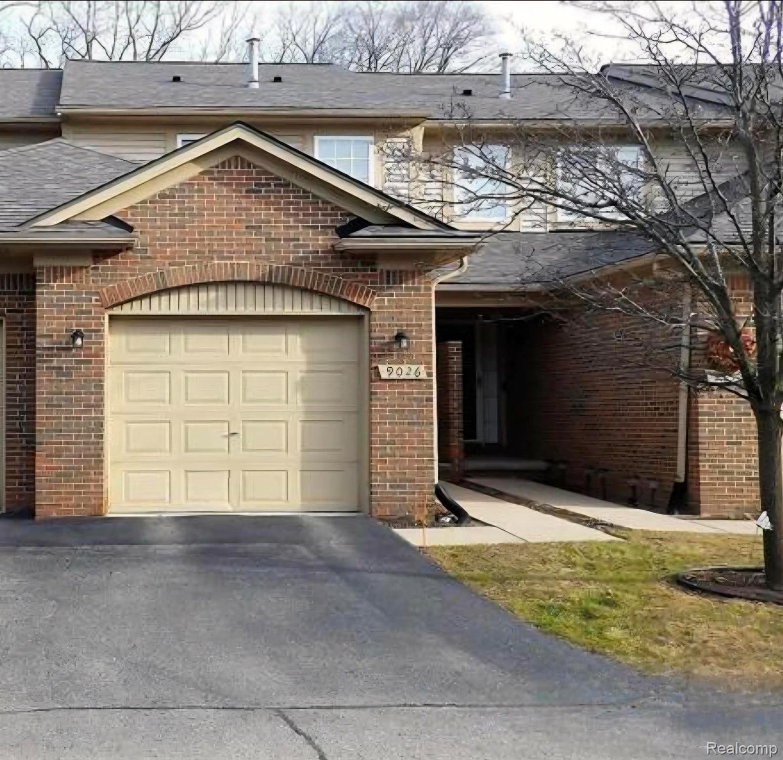 Newport Way, Livonia, MI 48150