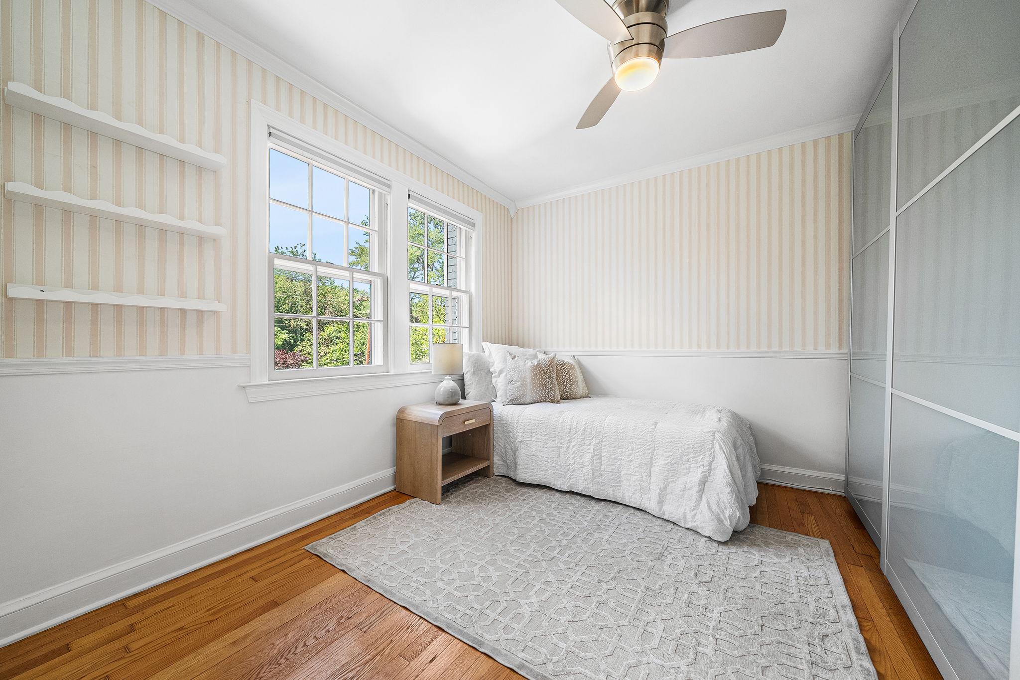  10 E Linden Street, Alexandria, VA, 22301 - 物件實景