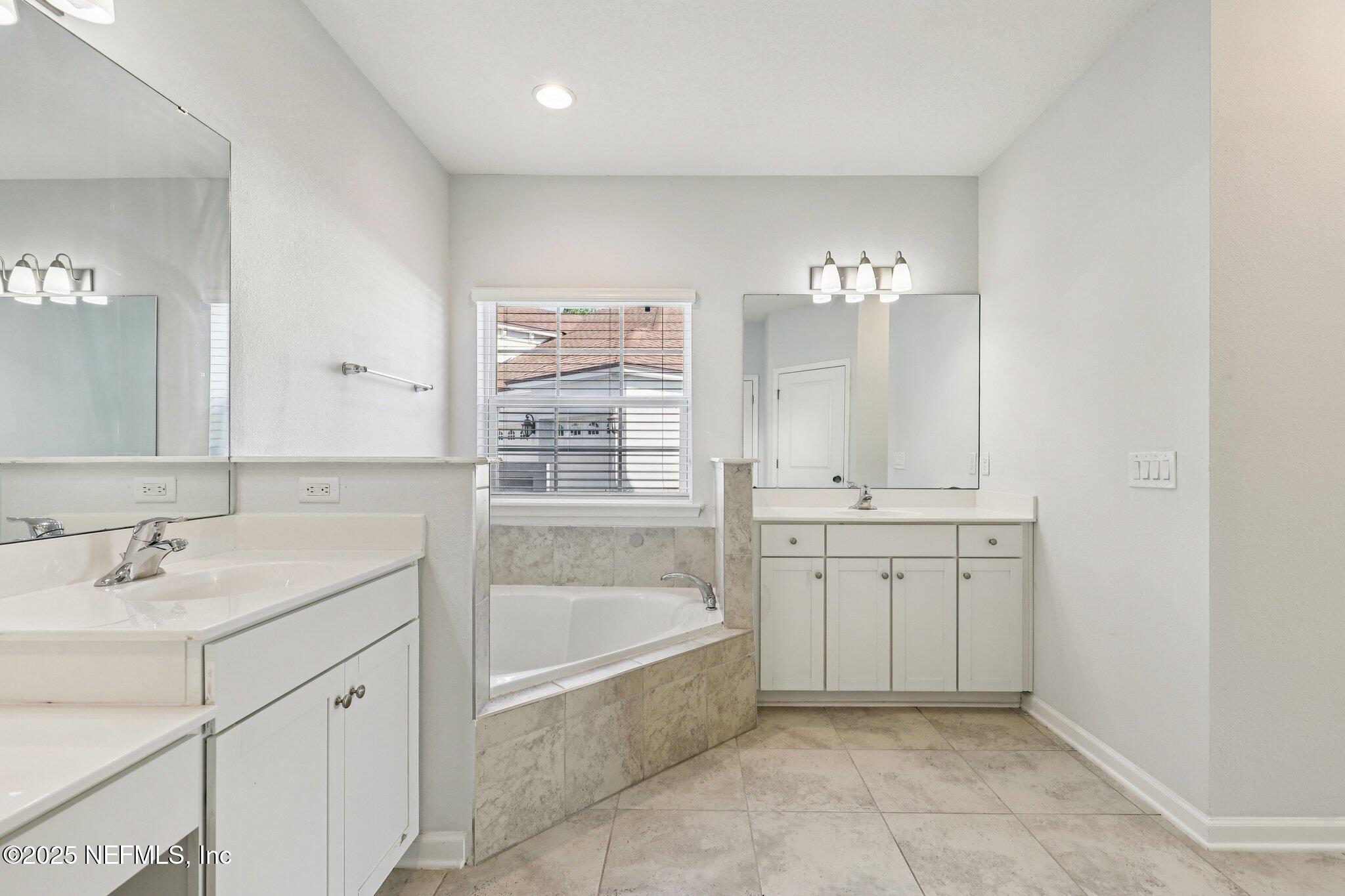 Orange Park, Florida, 32065, United States, 5 Bedrooms Bedrooms, ,4 BathroomsBathrooms,Residential,For Sale,1955378