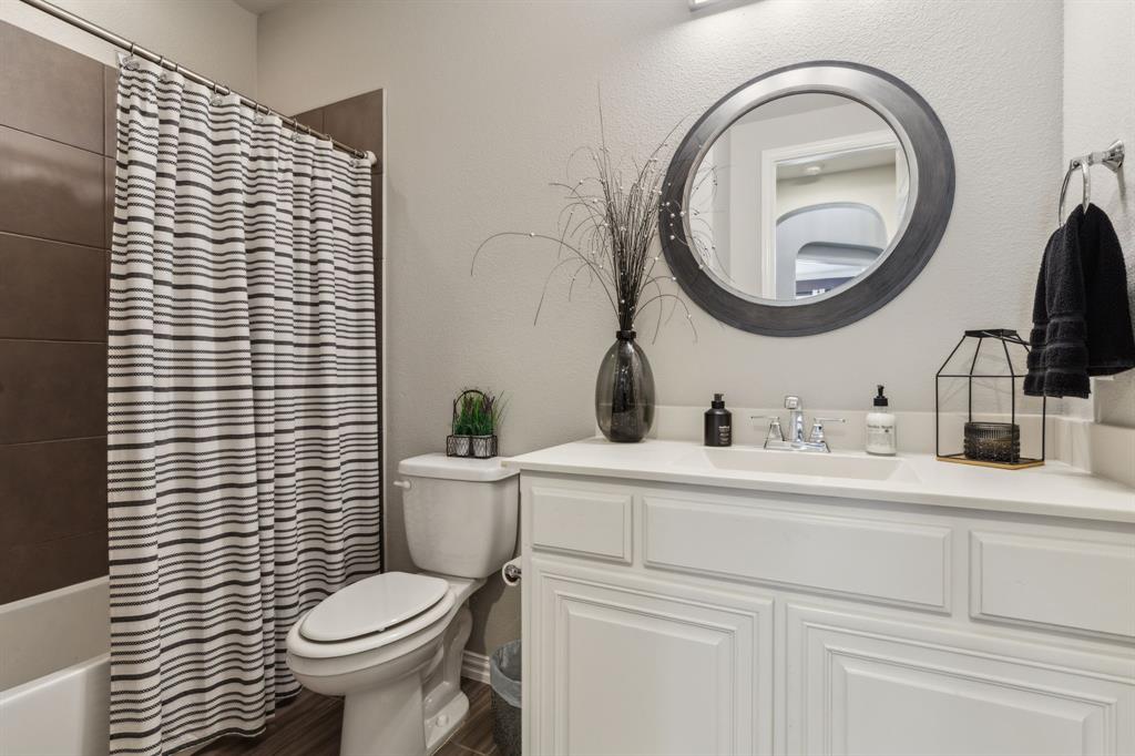 Wylie, Texas, 75098, United States, 5 Bedrooms Bedrooms, ,4 BathroomsBathrooms,Residential,For Sale,1828250