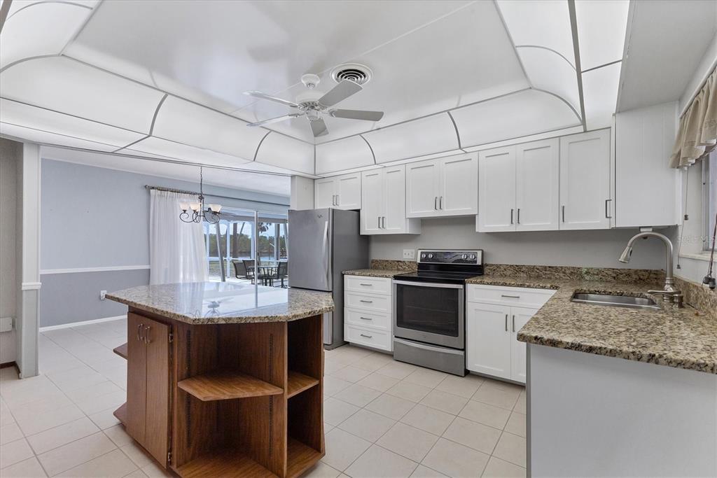 Bradenton, Florida, 34208, United States, 3 Bedrooms Bedrooms, ,2 BathroomsBathrooms,Residential,For Sale,1960554