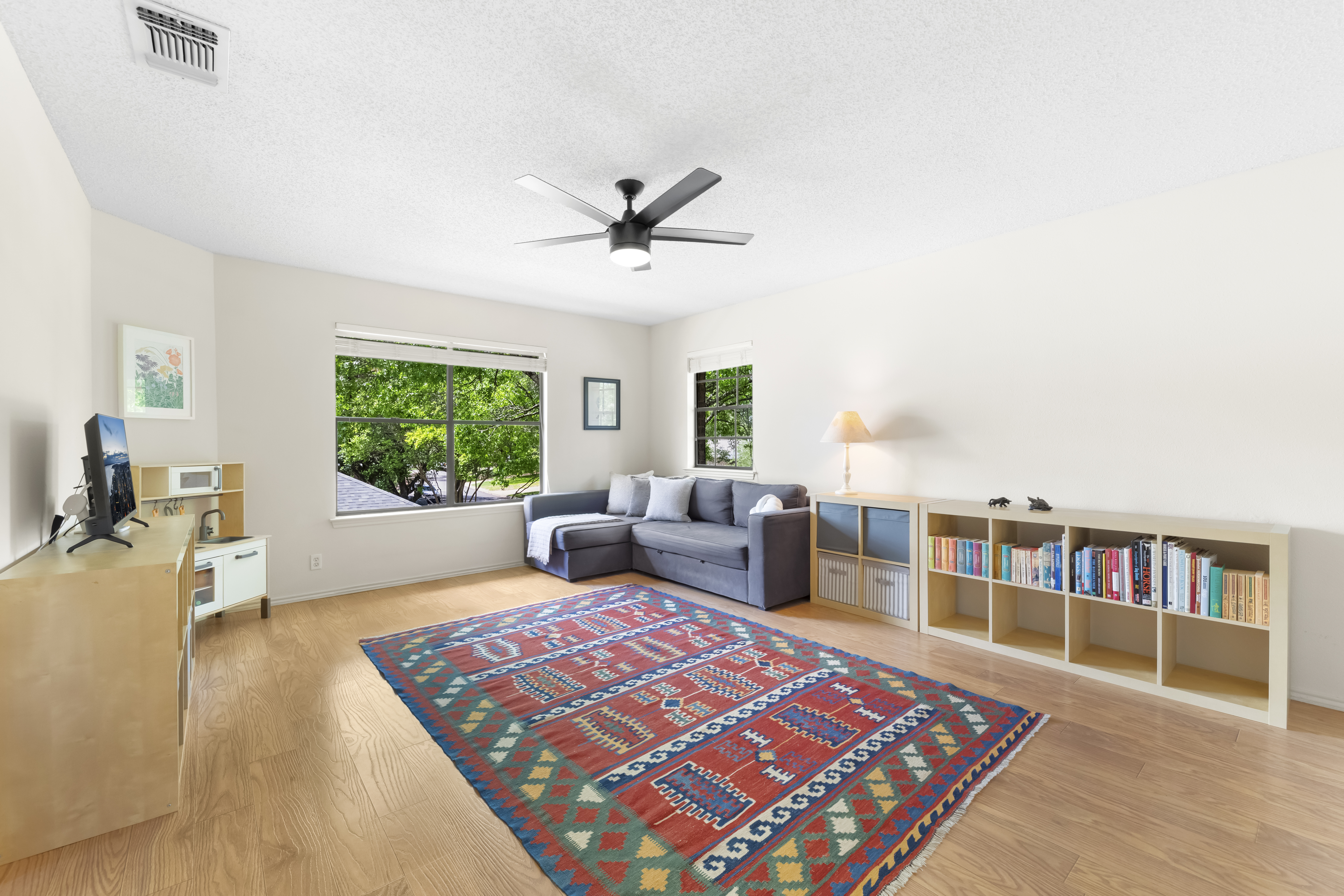  Luxury Living in Churchill Estates with Timeless Design - 物件實景