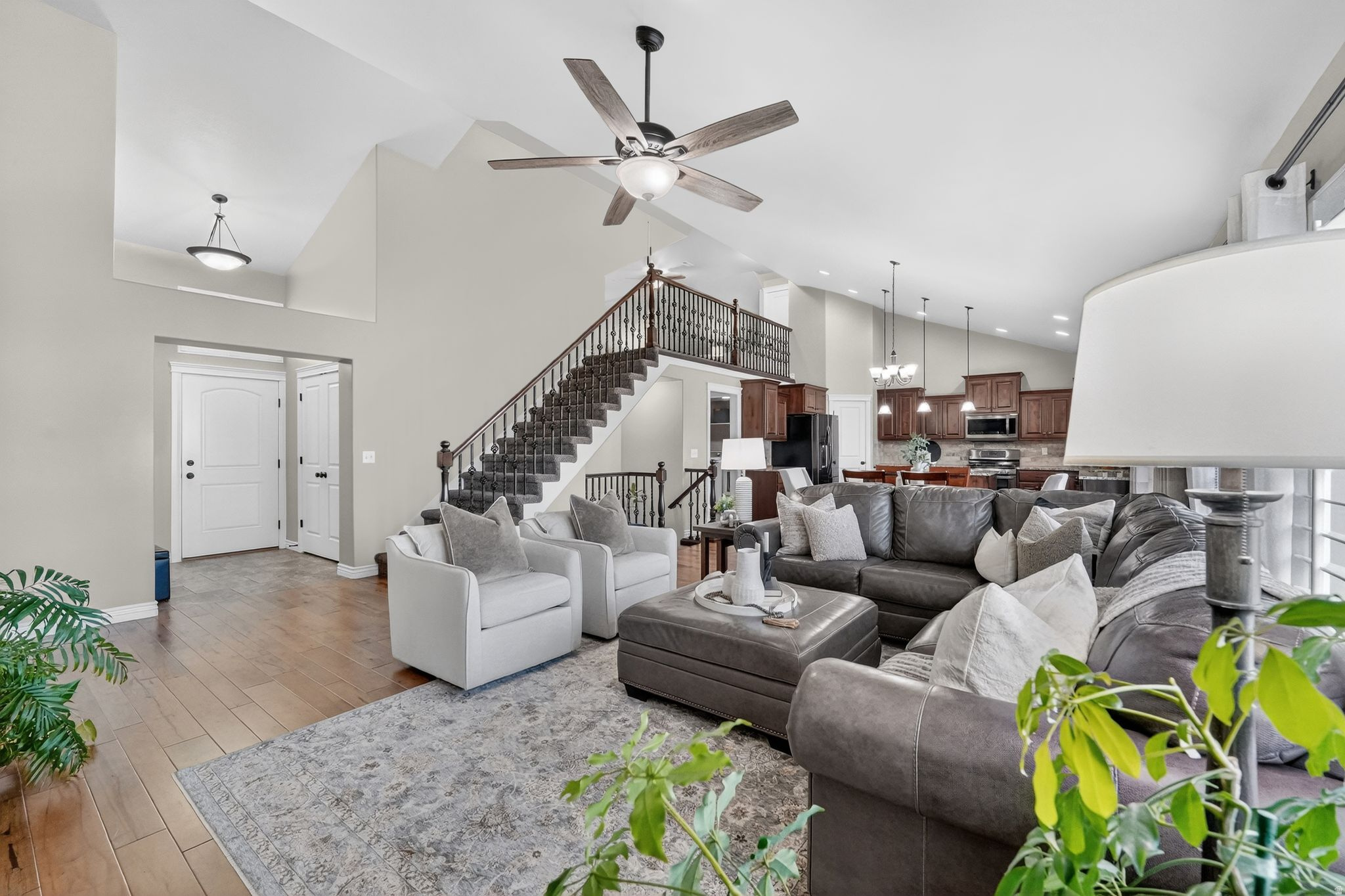 Syracuse, Utah, 84075, United States, 5 Bedrooms Bedrooms, ,3 BathroomsBathrooms,Residential,For Sale,2003414