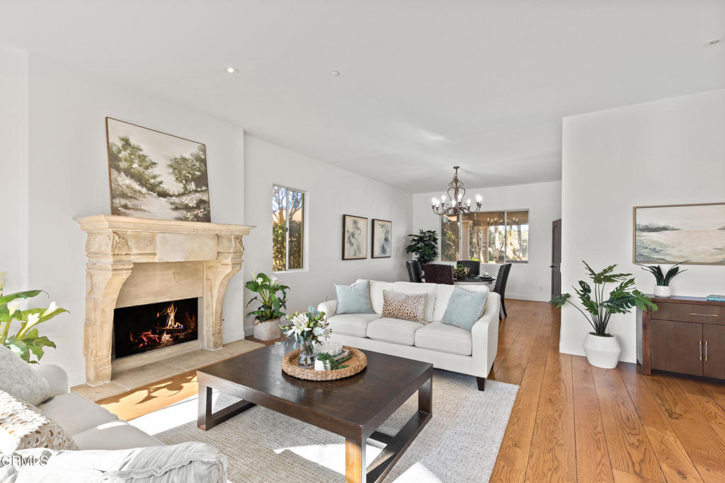 Camarillo, California, 93012, United States, 5 Bedrooms Bedrooms, ,4 BathroomsBathrooms,Residential,For Sale,1826844
