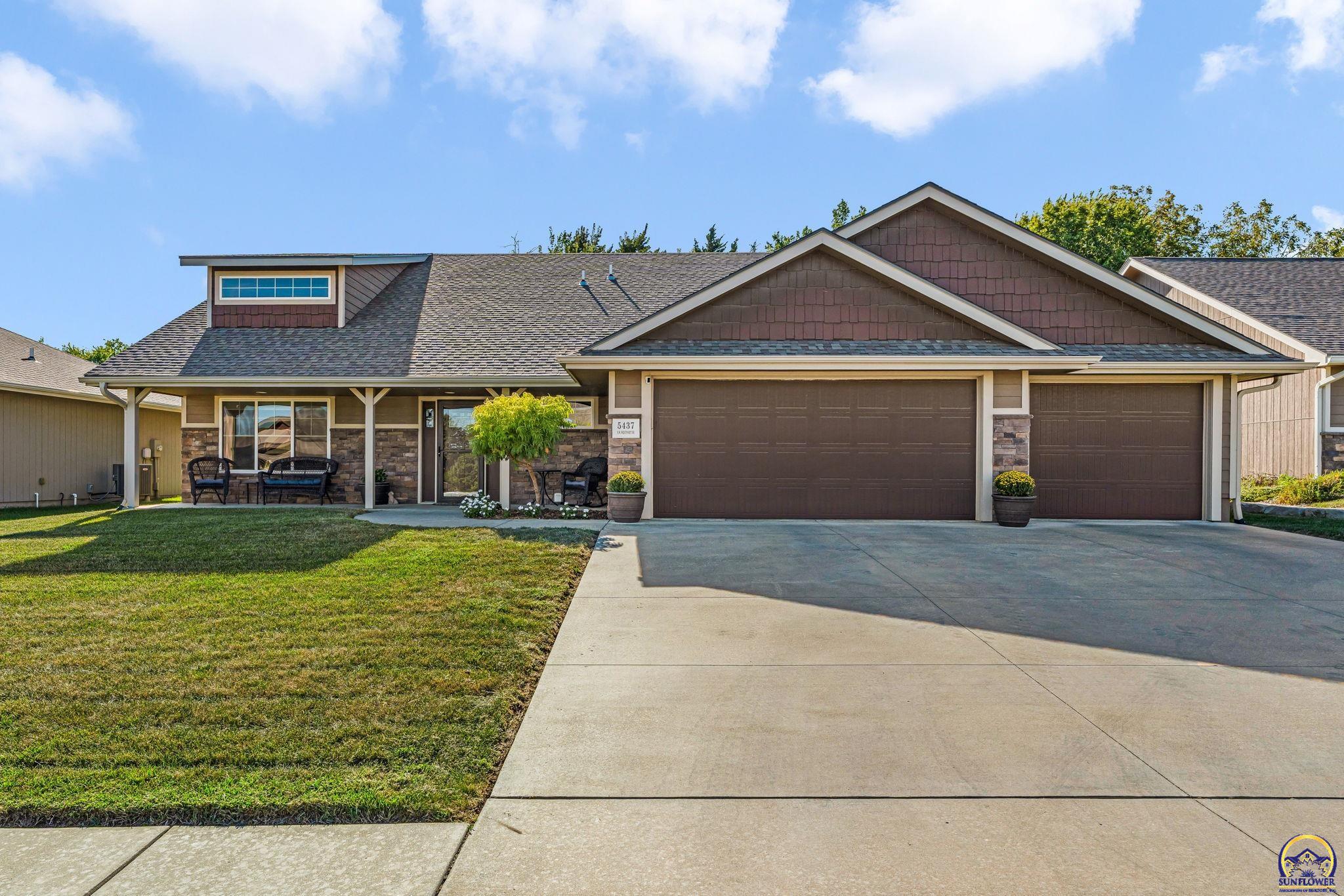 Westport Dr, Topeka, KS 66610