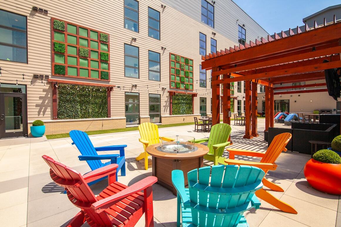 Oconomowoc, Wisconsin, 53066, United States, 1 Bedroom Bedrooms, ,2 BathroomsBathrooms,Residential,For Sale,1819550