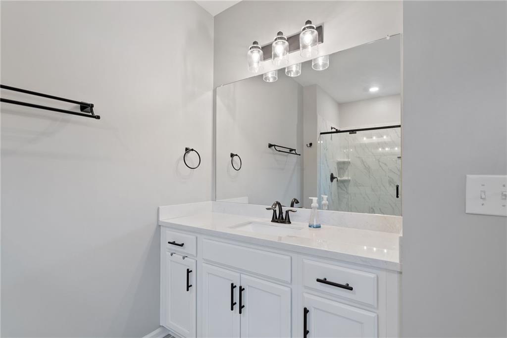 Buford, Georgia, 30519, United States, 5 Bedrooms Bedrooms, ,4 BathroomsBathrooms,Residential,For Sale,1896602