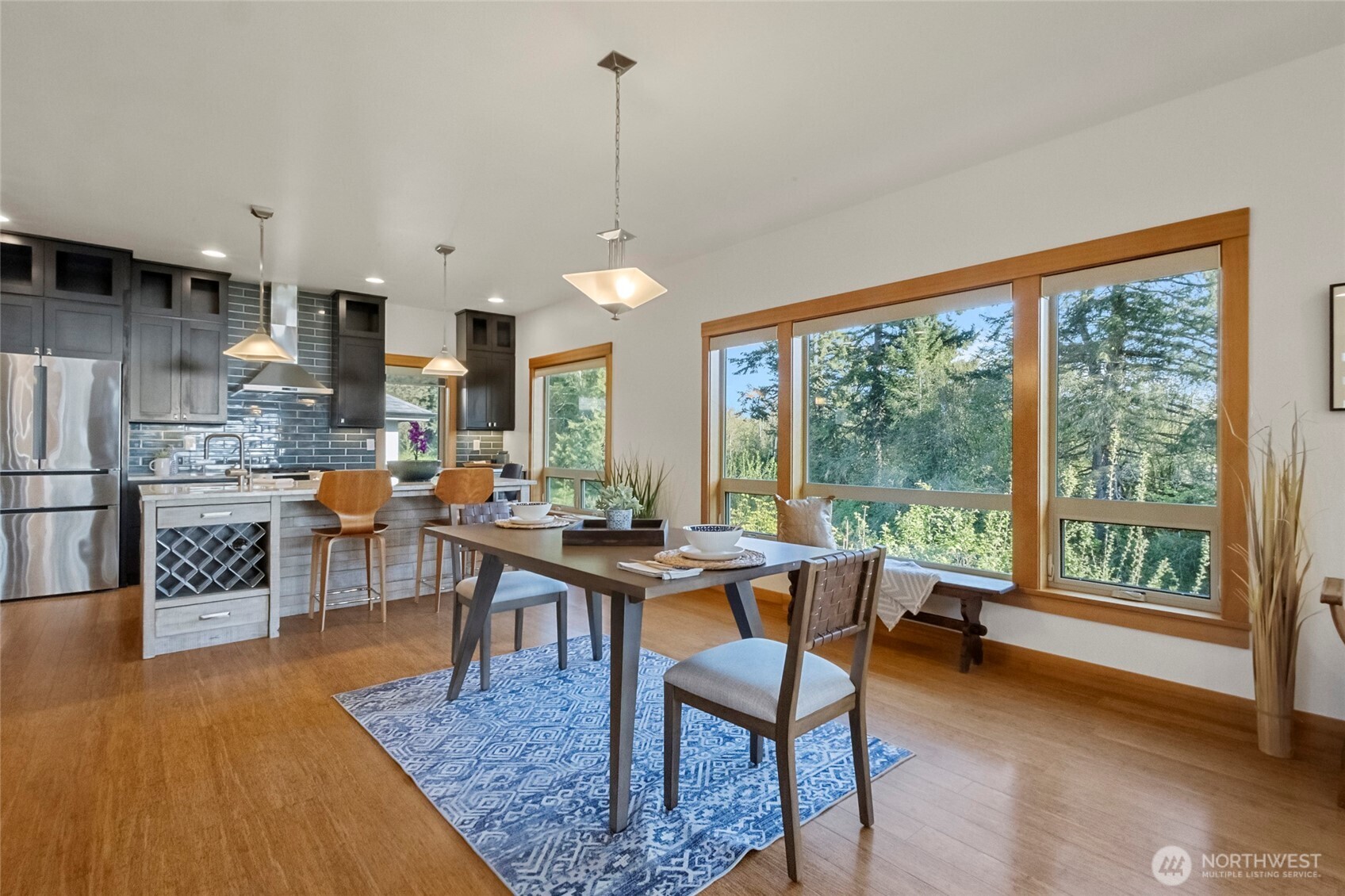 Blaine, Washington, 98230, United States, 4 Bedrooms Bedrooms, ,3 BathroomsBathrooms,Residential,For Sale,1903281