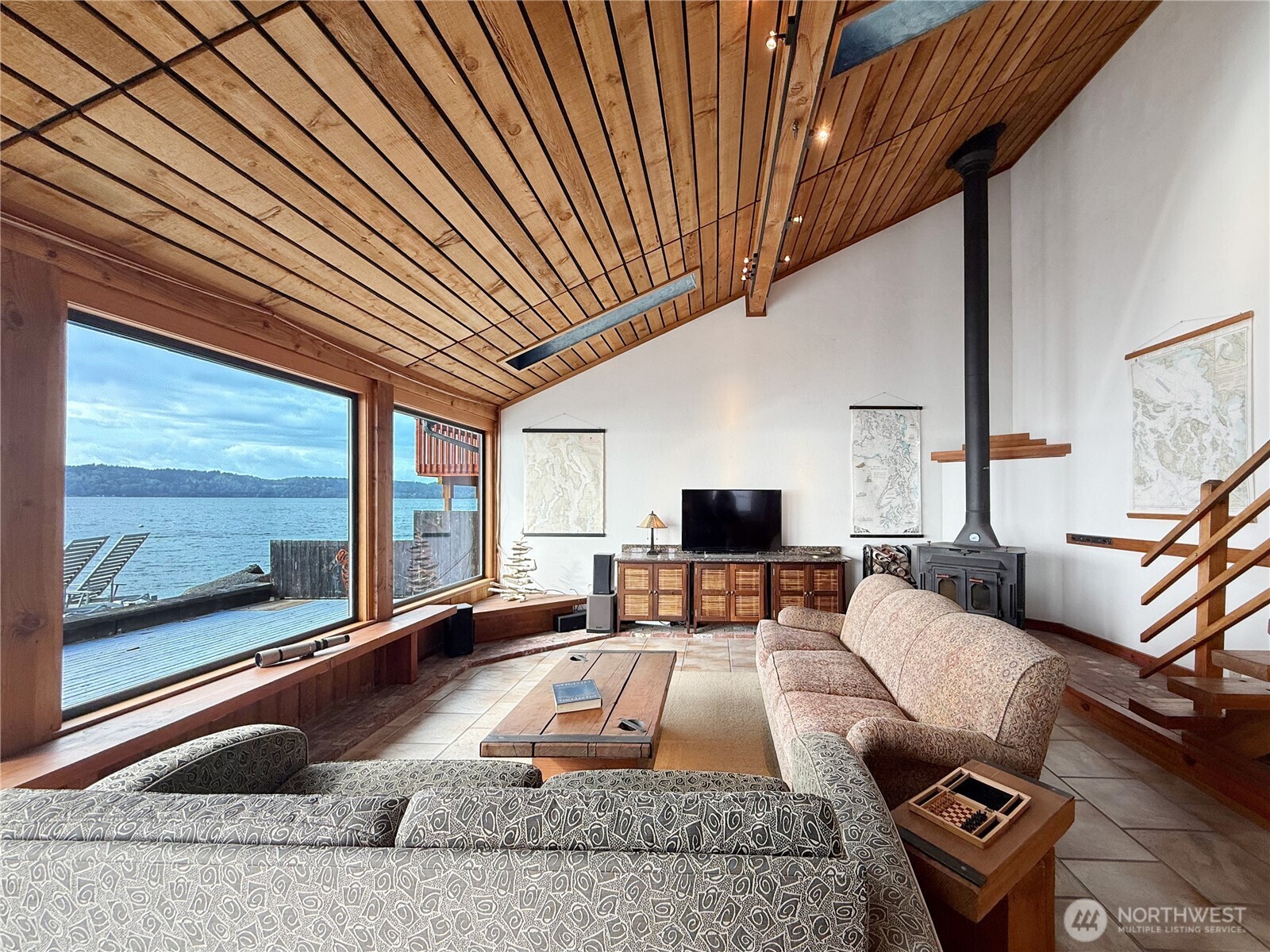 Hat Island, Washington, 98206, United States, 2 Bedrooms Bedrooms, ,2 BathroomsBathrooms,Residential,For Sale,1974776