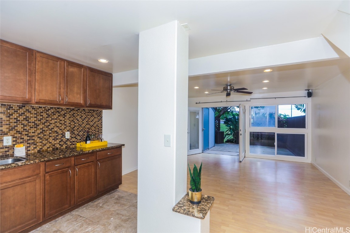 Kapolei, Hawaii, 96707, United States, 2 Bedrooms Bedrooms, ,2 BathroomsBathrooms,Residential,For Sale,1694503