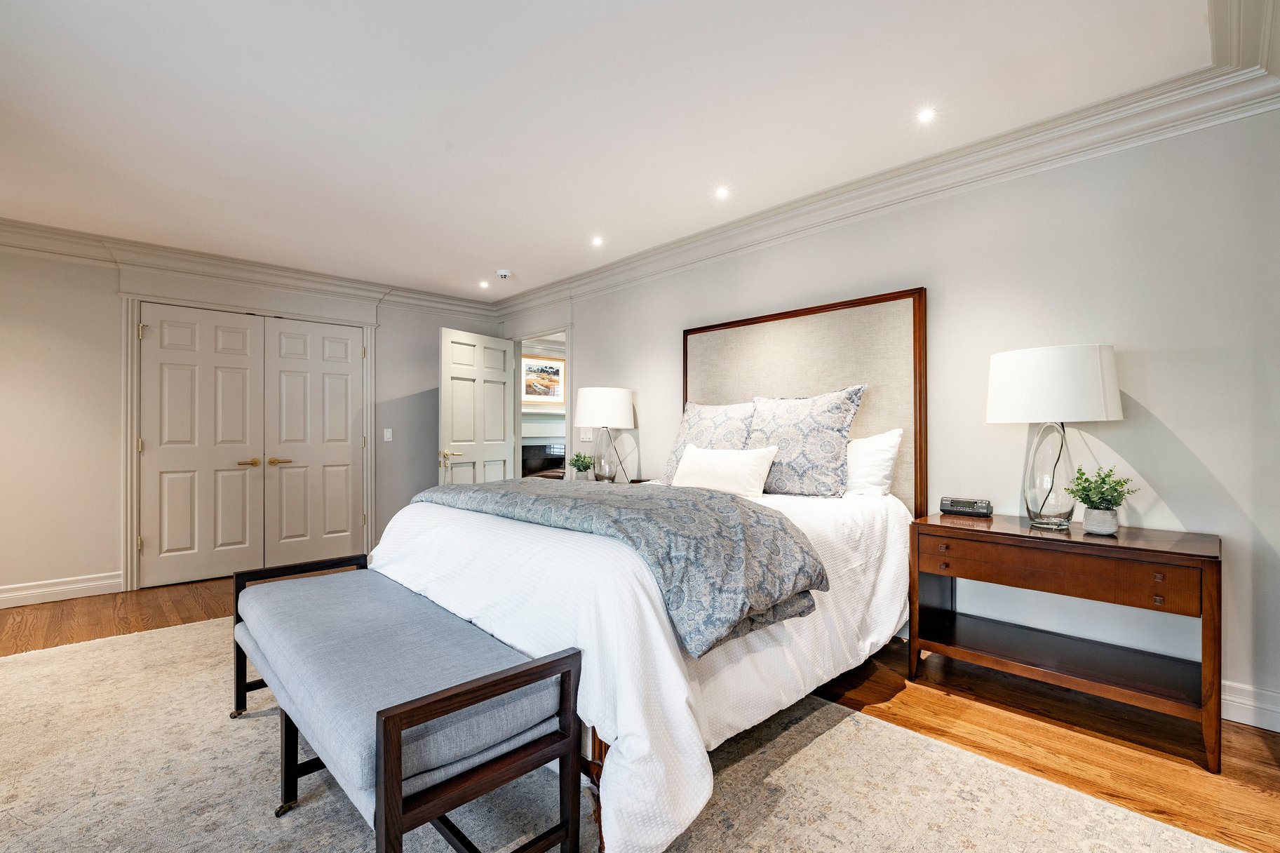  BEAUTIFULLY UPDATED FEDERAL HEIGHTS TWO STORY HOME - 物件實景