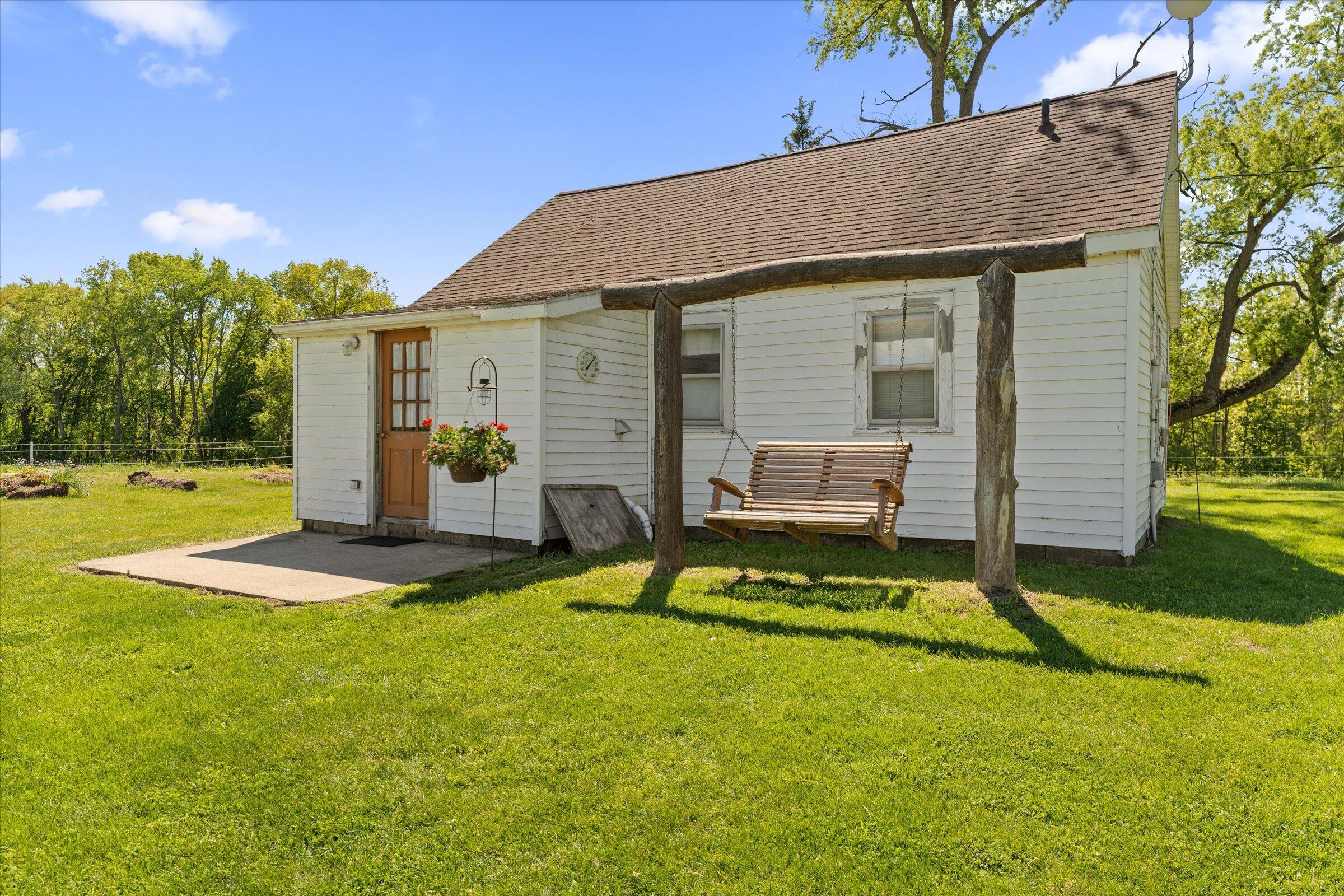 Niles, Michigan, 49120, United States, 2 Bedrooms Bedrooms, ,1 BathroomBathrooms,Residential,For Sale,1838746