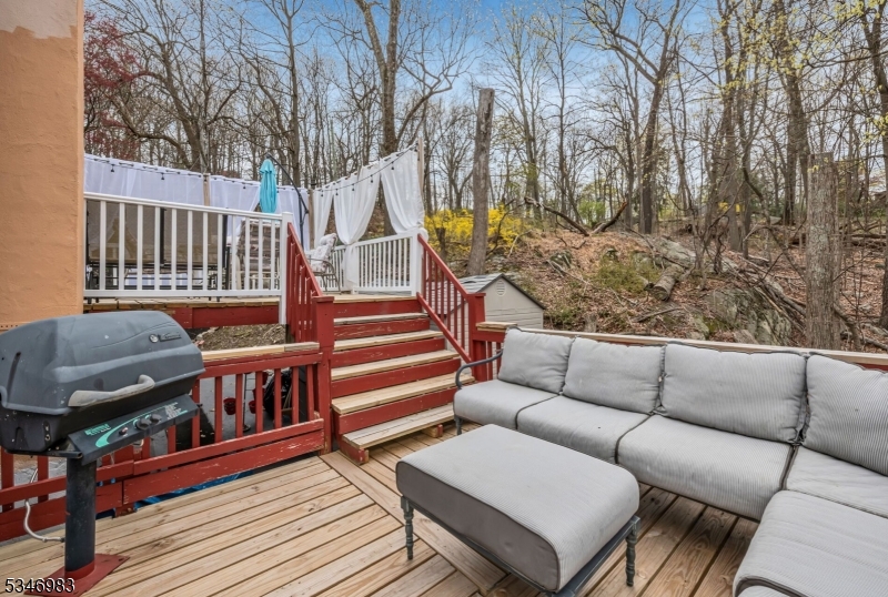 Ringwood Boro, New Jersey, 07456, United States, 4 Bedrooms Bedrooms, ,2 BathroomsBathrooms,Residential,For Sale,1794358