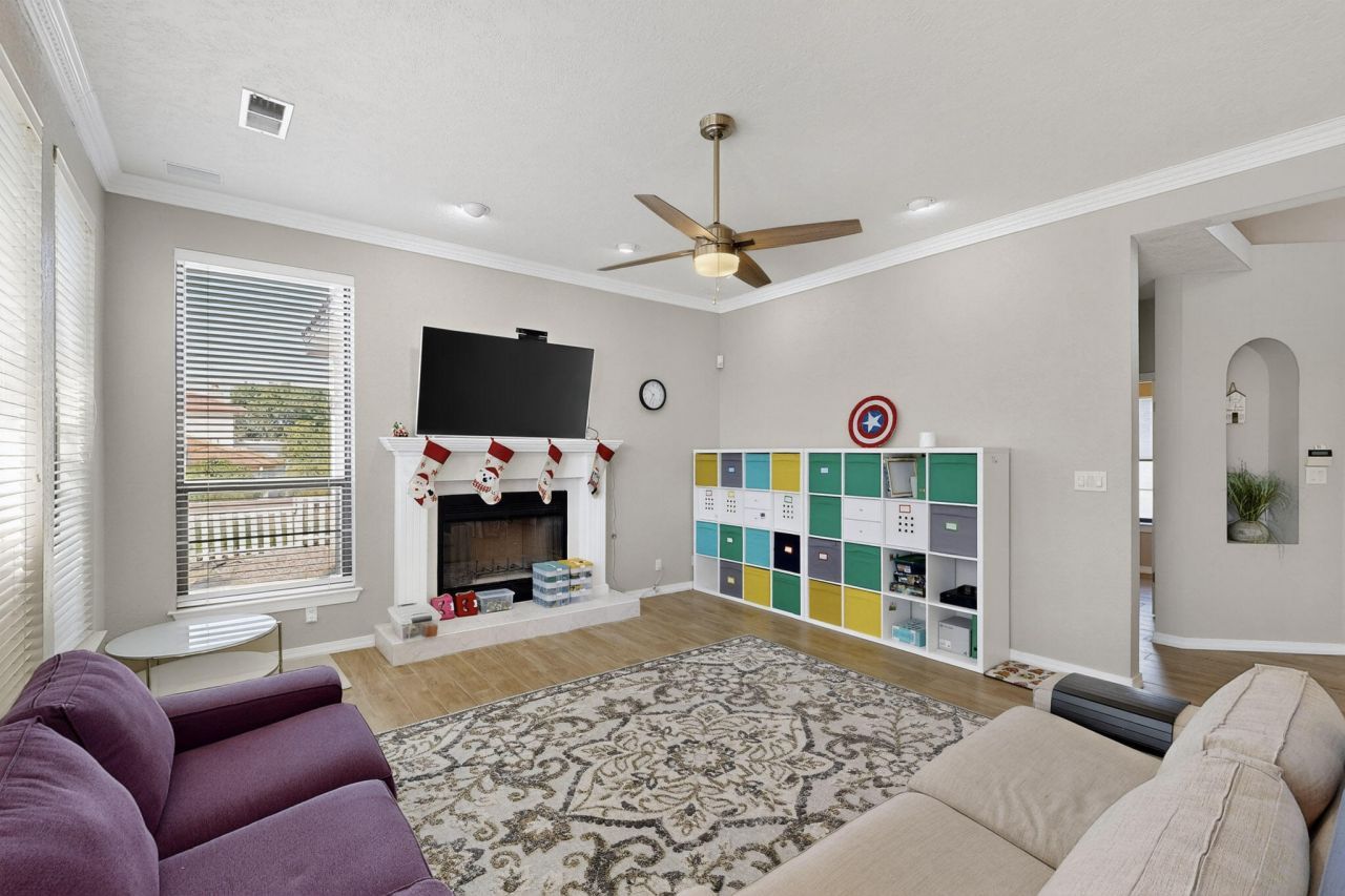 Albuquerque, New Mexico, 87122, United States, 5 Bedrooms Bedrooms, ,5 BathroomsBathrooms,Residential,For Sale,1933221