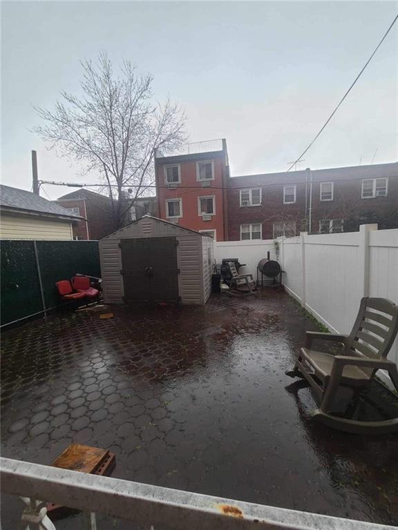 Brooklyn, New York, 11208, United States, 7 Bedrooms Bedrooms, ,4 BathroomsBathrooms,Residential,For Sale,1942836