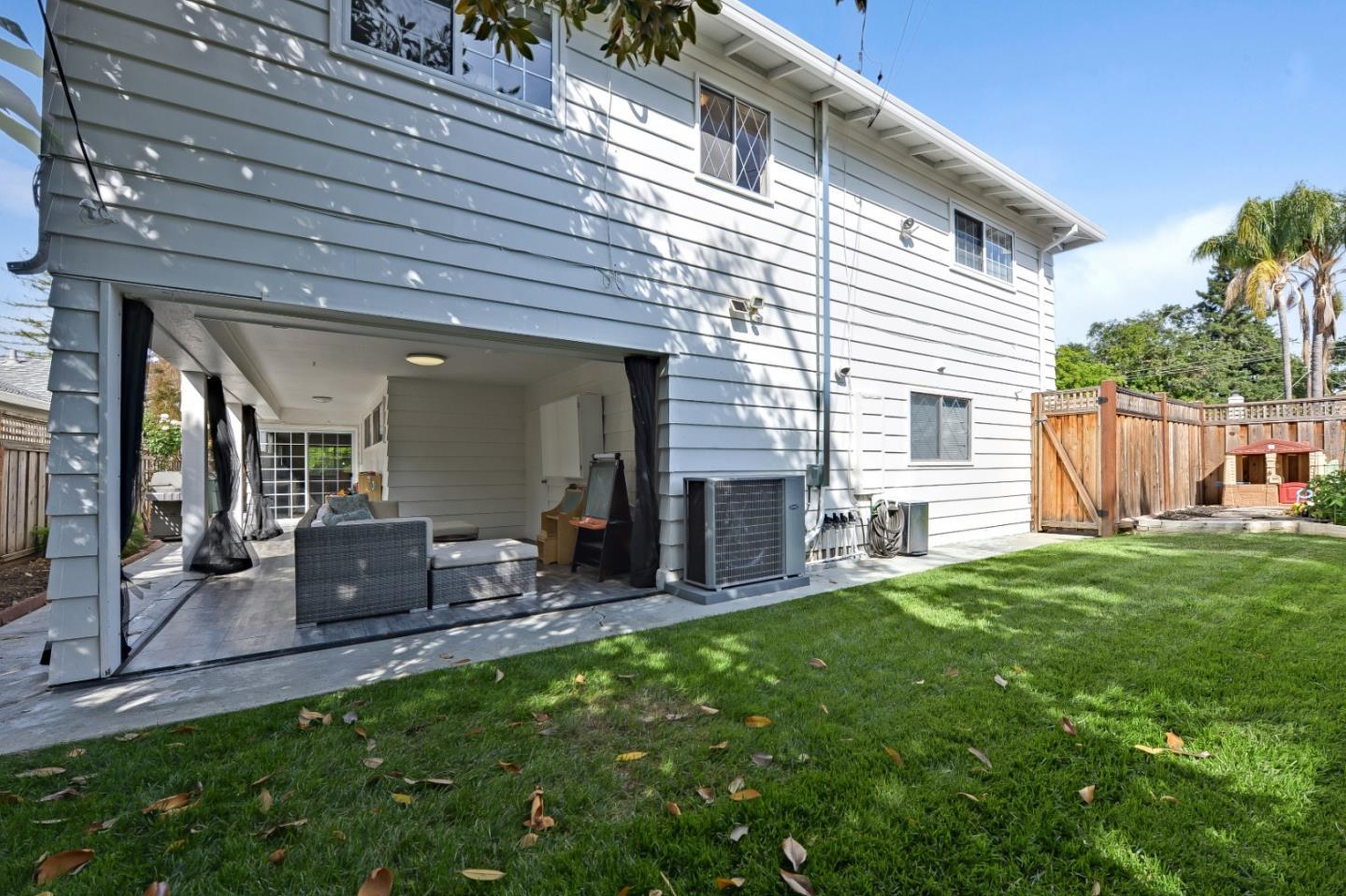  2610 Carson Street, Redwood City, CA 94061 - 物件實景