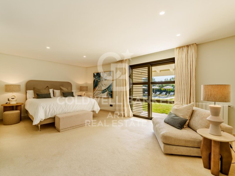 Marbella, Andalusia, ES, 5 Bedrooms Bedrooms, ,5 BathroomsBathrooms,Residential,For Sale,1767301