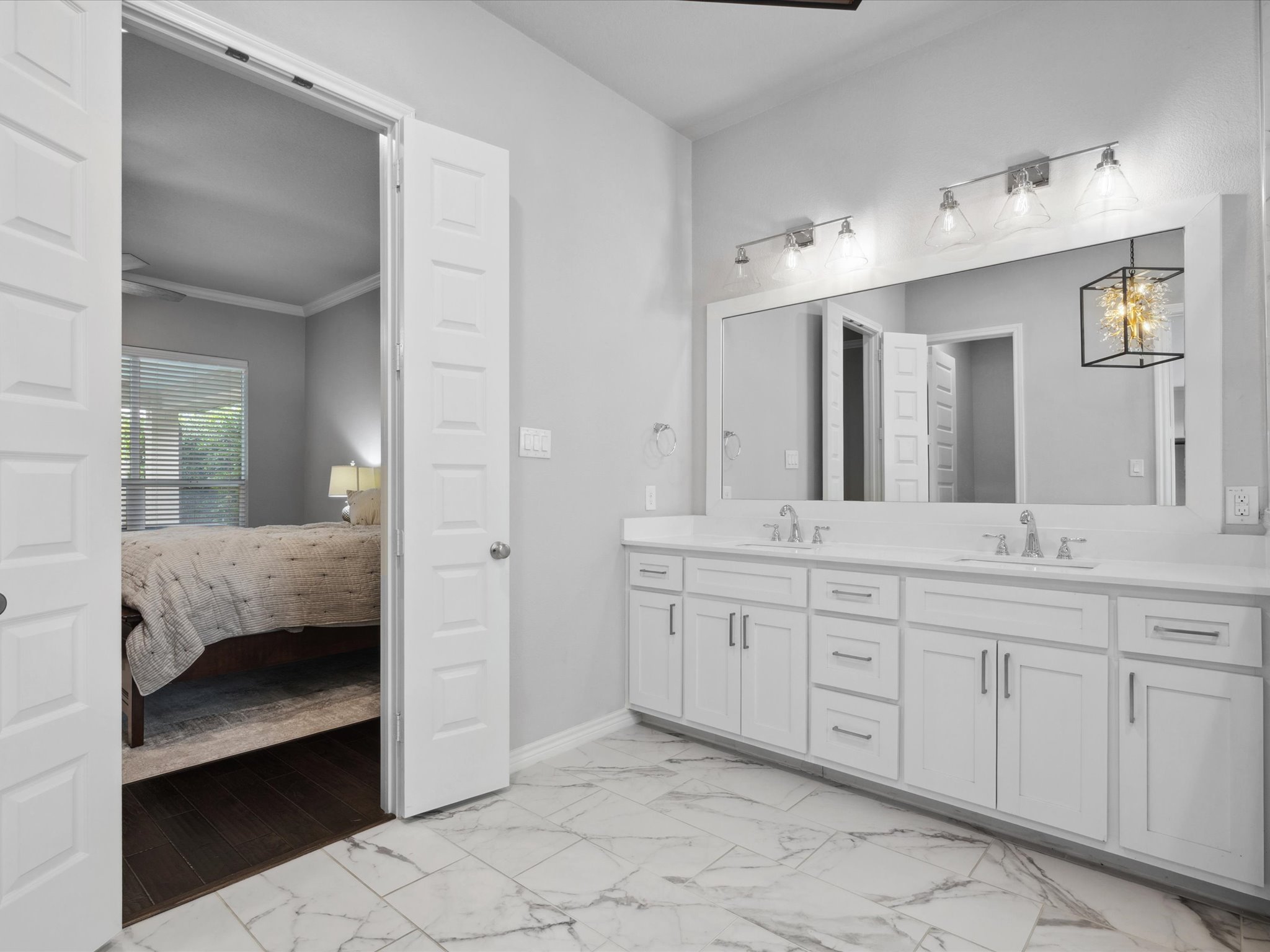 Fort Worth, Texas, 76114, United States, 3 Bedrooms Bedrooms, ,5 BathroomsBathrooms,Residential,For Sale,1922008