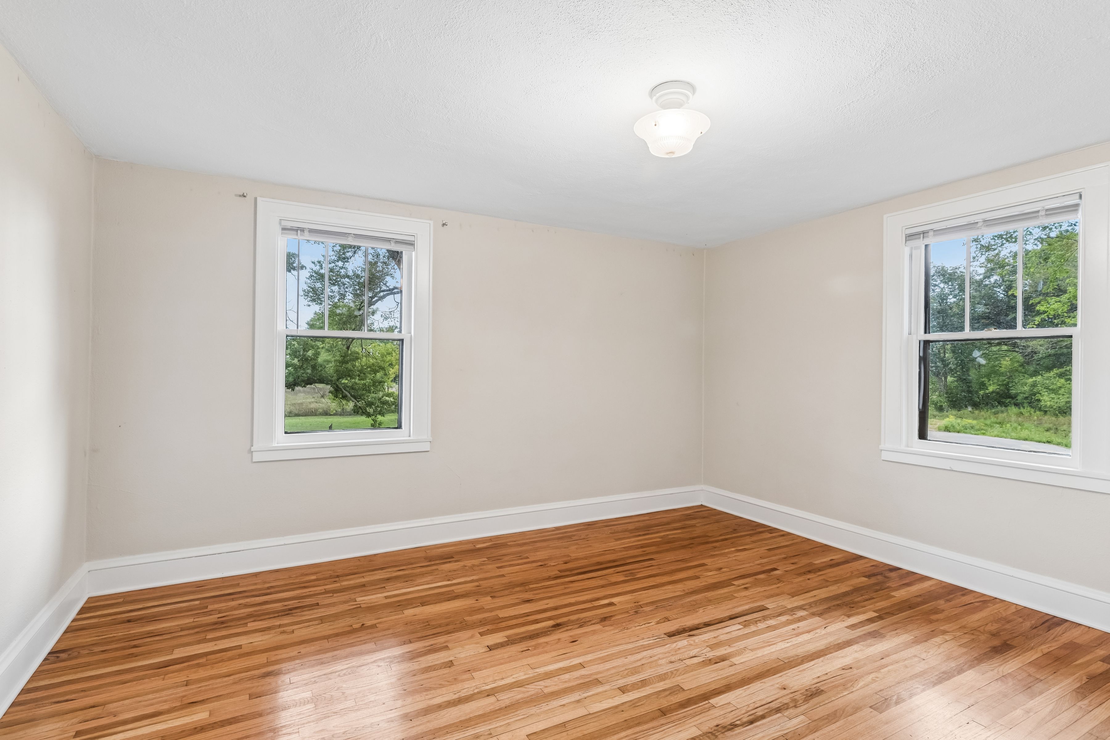  Authentic Farmhouse Living on St. Croix County Acreage - 物件實景