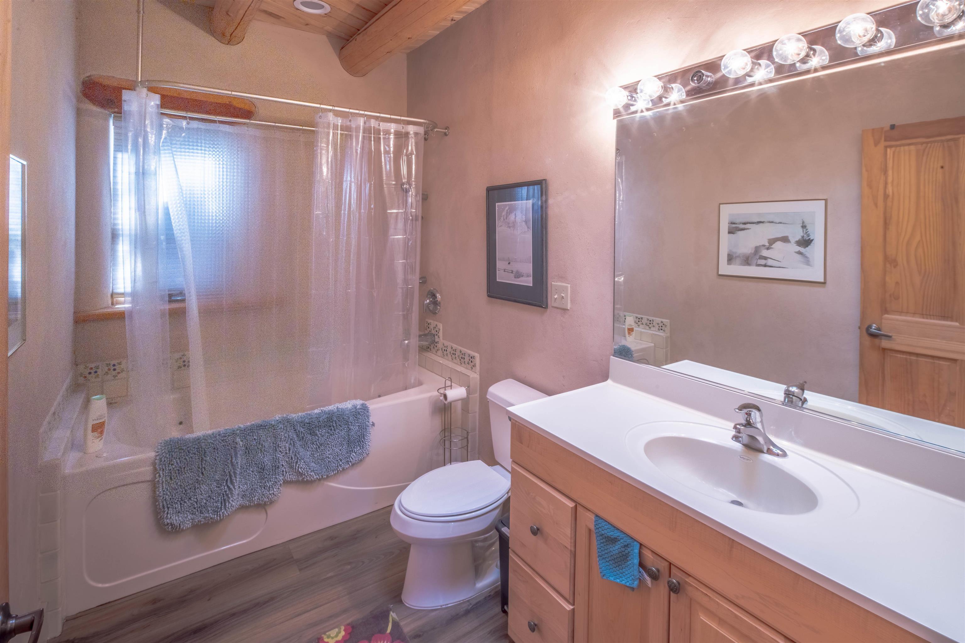 Taos, New Mexico, 87571, United States, 2 Bedrooms Bedrooms, ,2 BathroomsBathrooms,Residential,For Sale,1991479