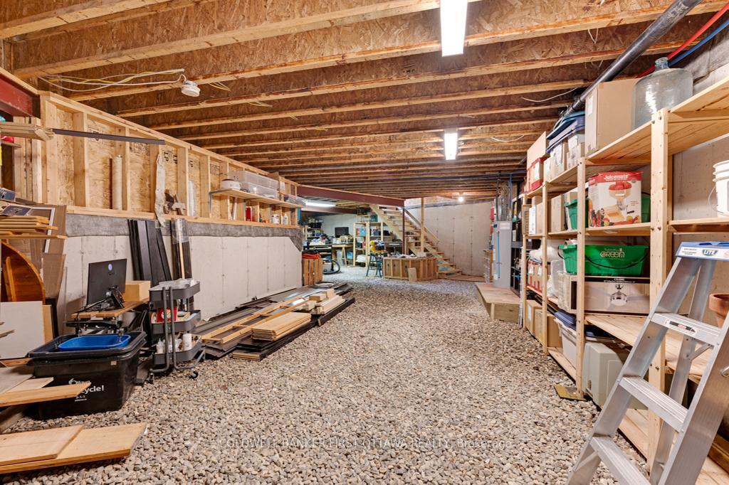 FRONTENAC, Ontario, K0H 2J0, CA, 3 Bedrooms Bedrooms, ,Residential,For Sale,1902002