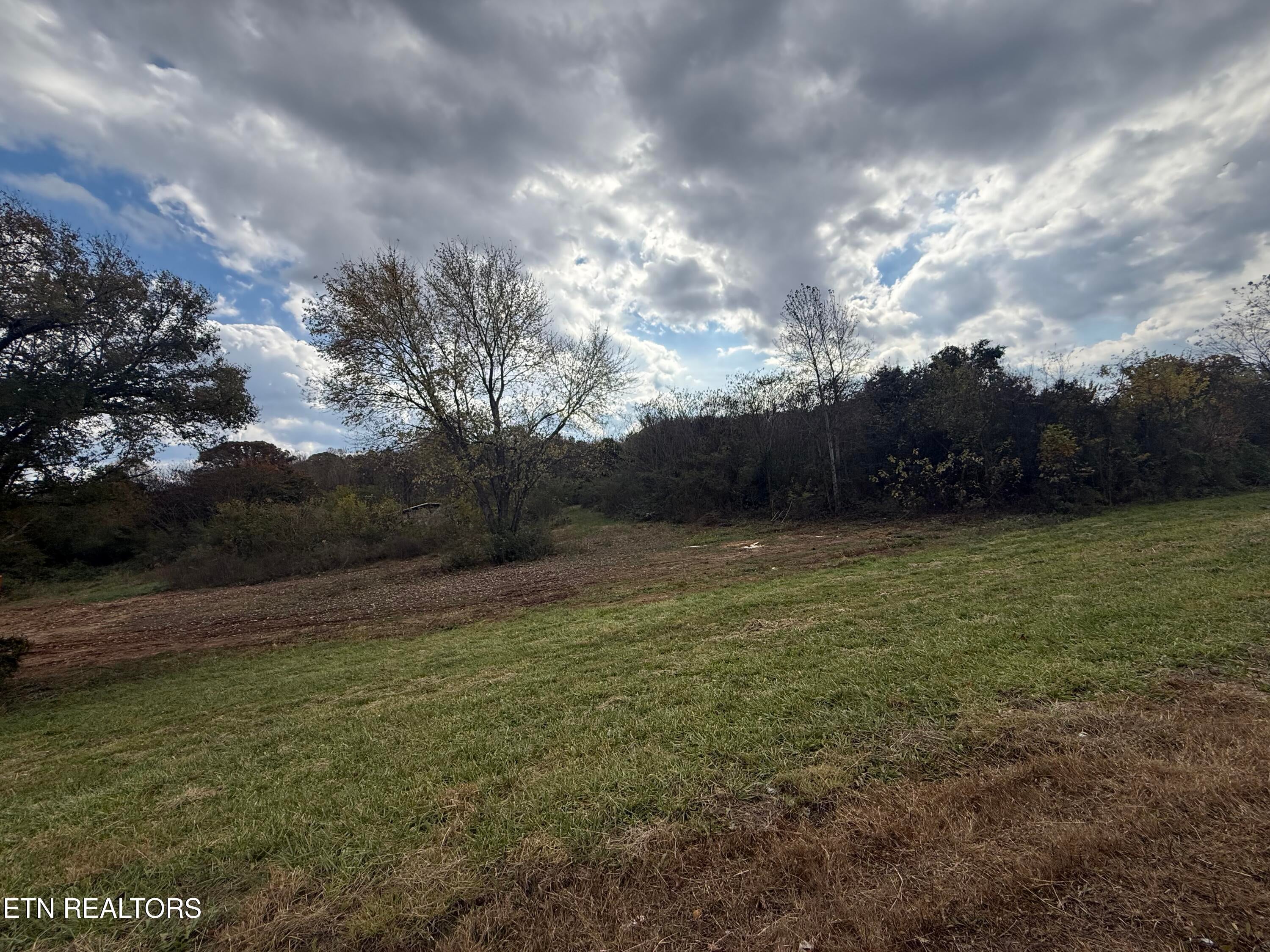 Maryville, Tennessee, 37801, United States, ,Land,For Sale,1989210