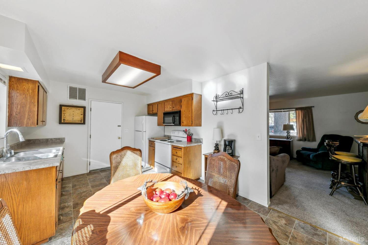 South Lake Tahoe, California, 96150, United States, ,Residential,For Sale,1856645
