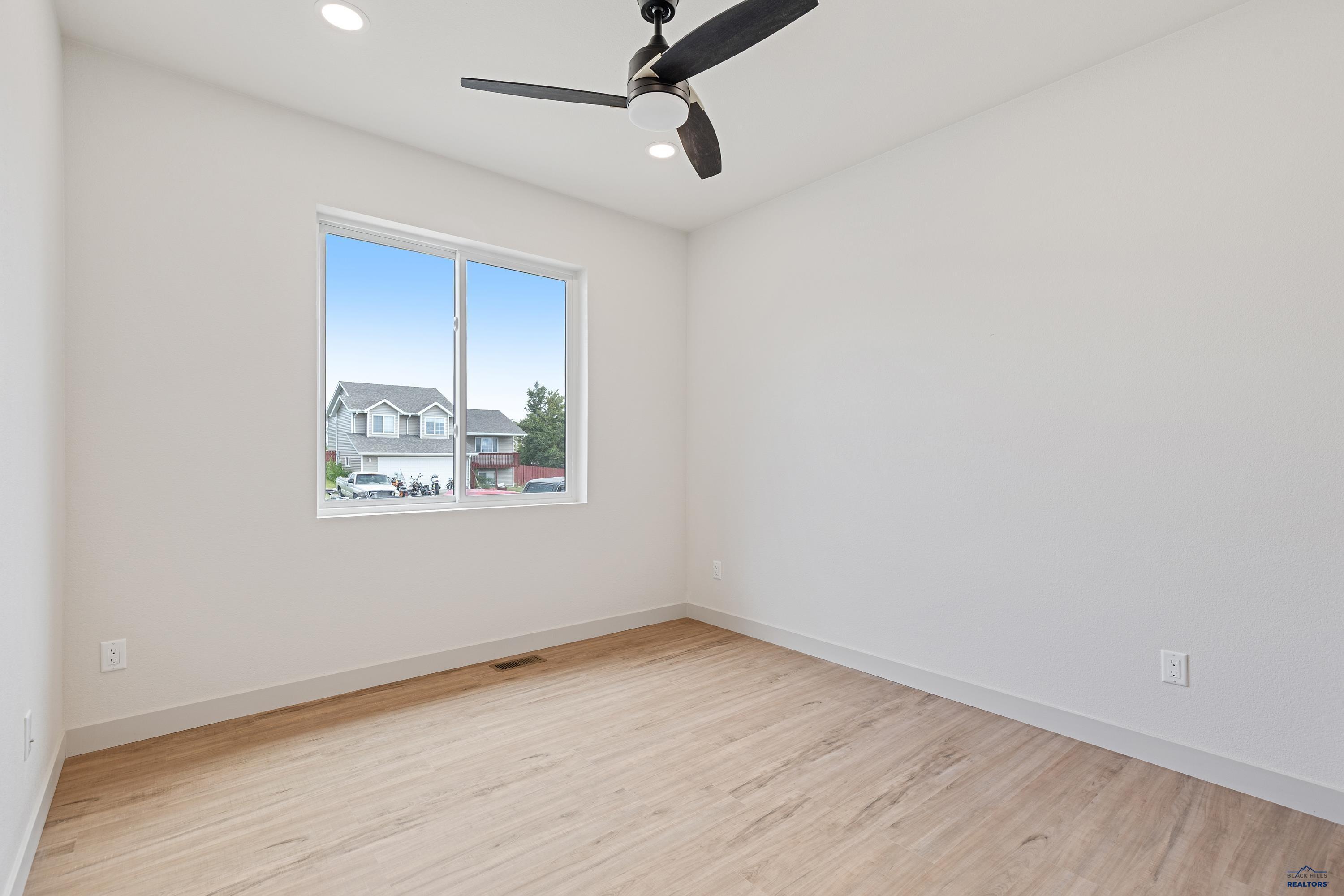Rapid City, South Dakota, 57703, United States, 4 Bedrooms Bedrooms, ,3 BathroomsBathrooms,Residential,For Sale,1947001