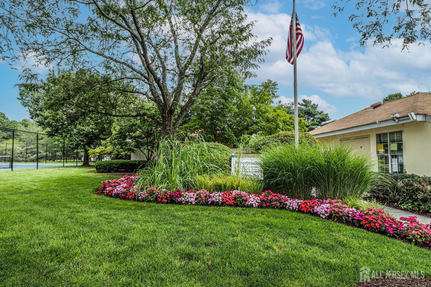 Sayreville, New Jersey, 08859, United States, 2 Bedrooms Bedrooms, ,3 BathroomsBathrooms,Residential,For Sale,1963206