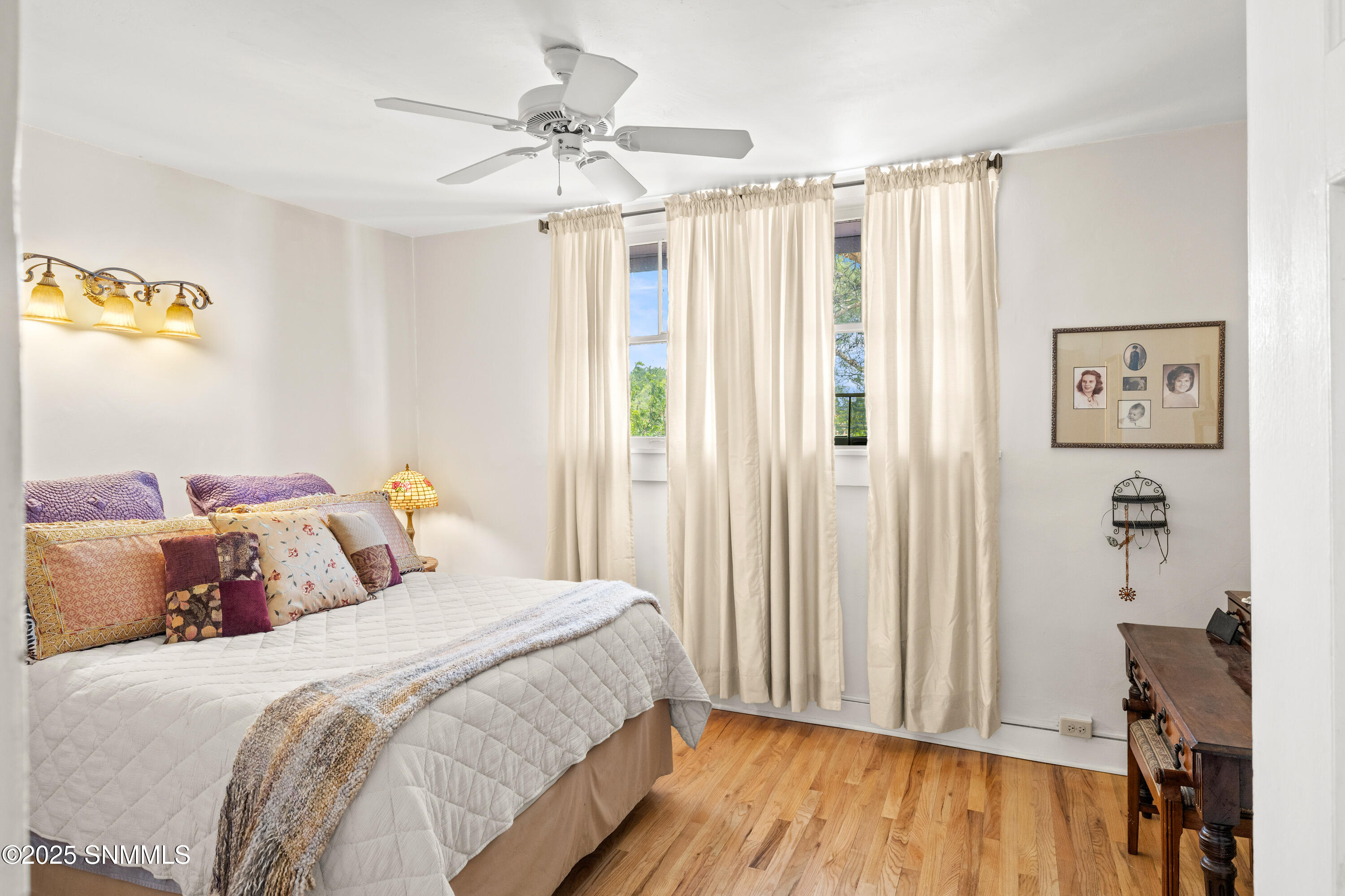 Silver City, New Mexico, 88061, United States, 5 Bedrooms Bedrooms, ,6 BathroomsBathrooms,Residential,For Sale,1986302