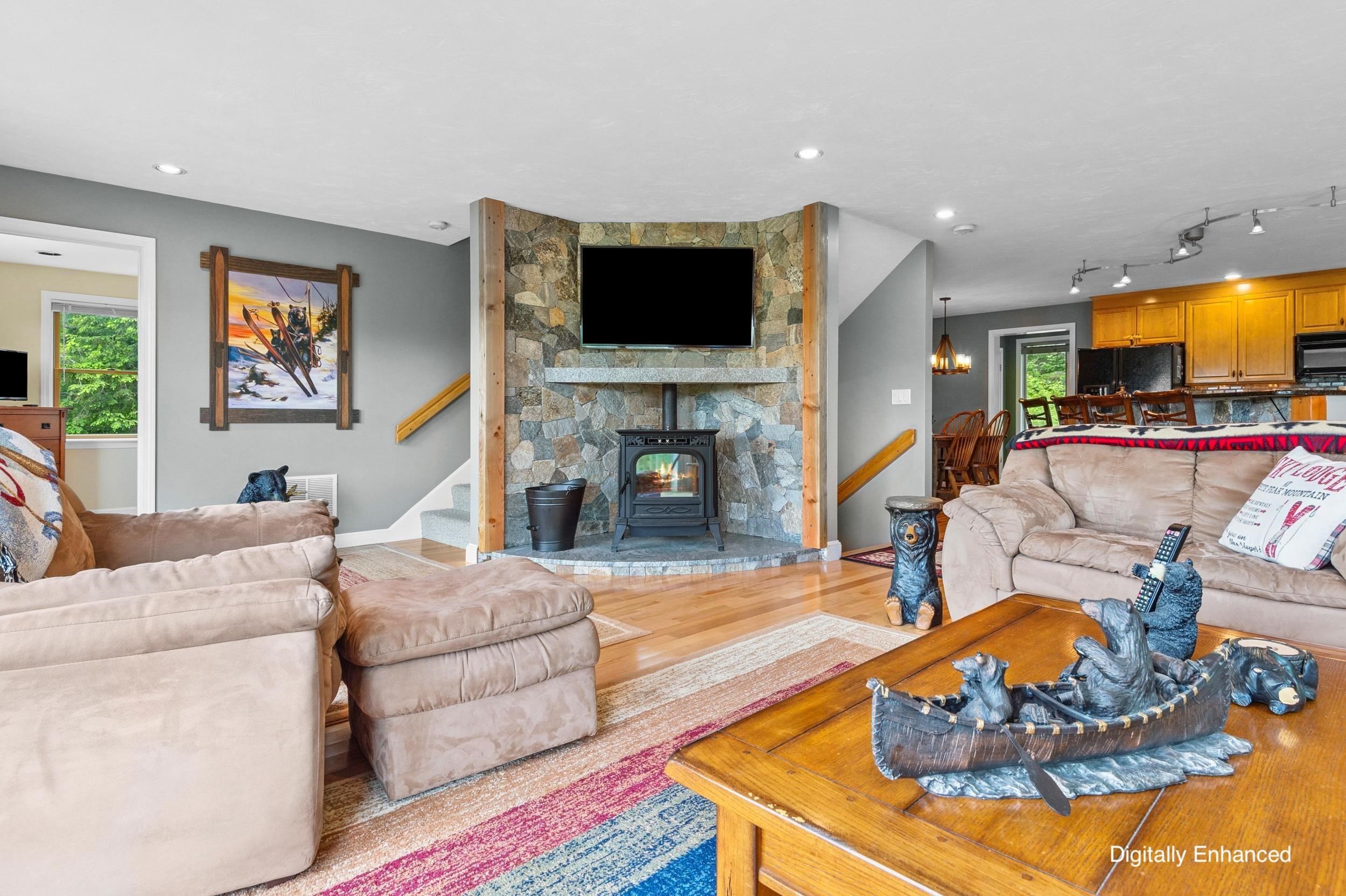 Bartlett, New Hampshire, 03812, United States, 3 Bedrooms Bedrooms, ,2 BathroomsBathrooms,Residential,For Sale,1875557