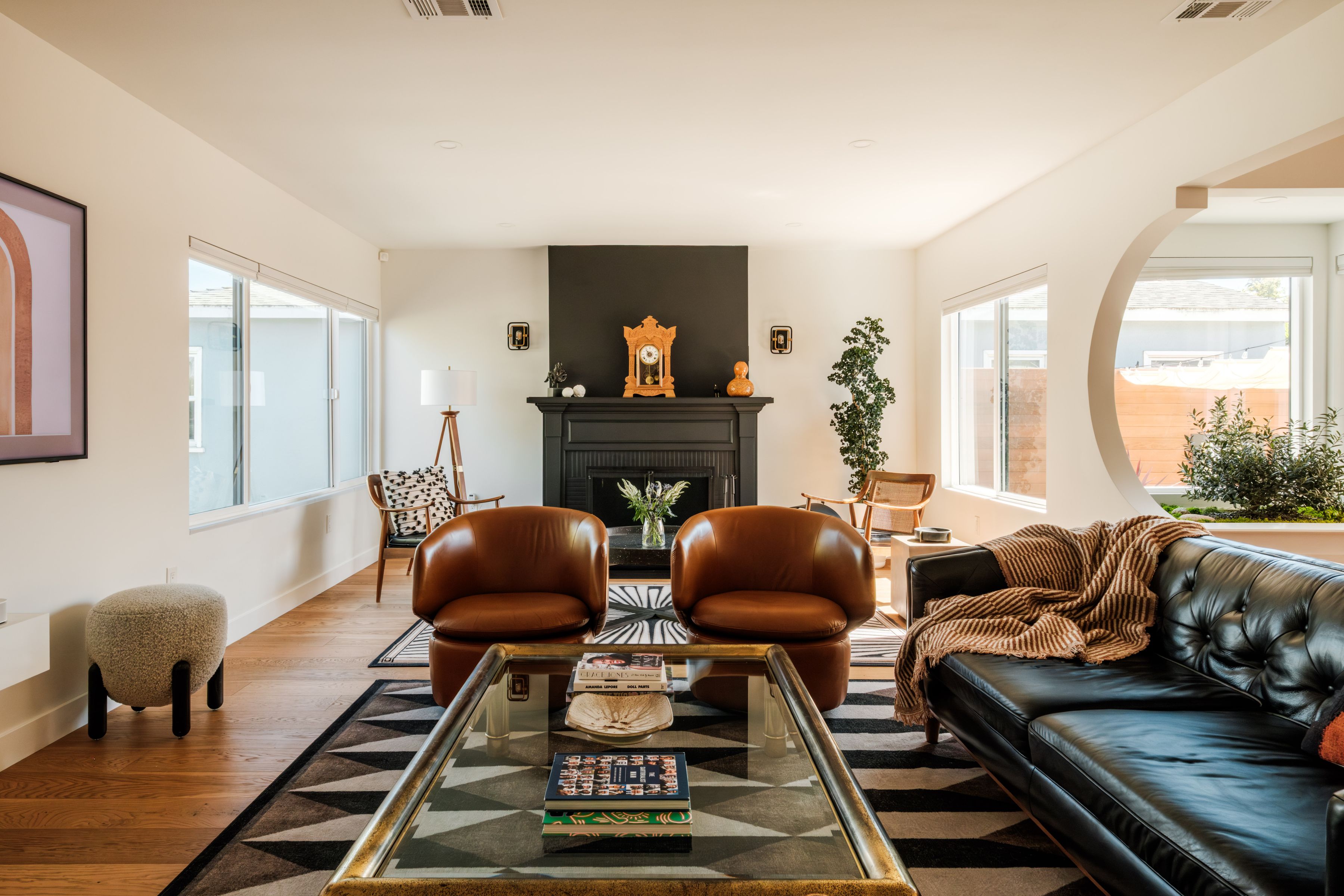  3625 Somerset Dr - 物件實景
