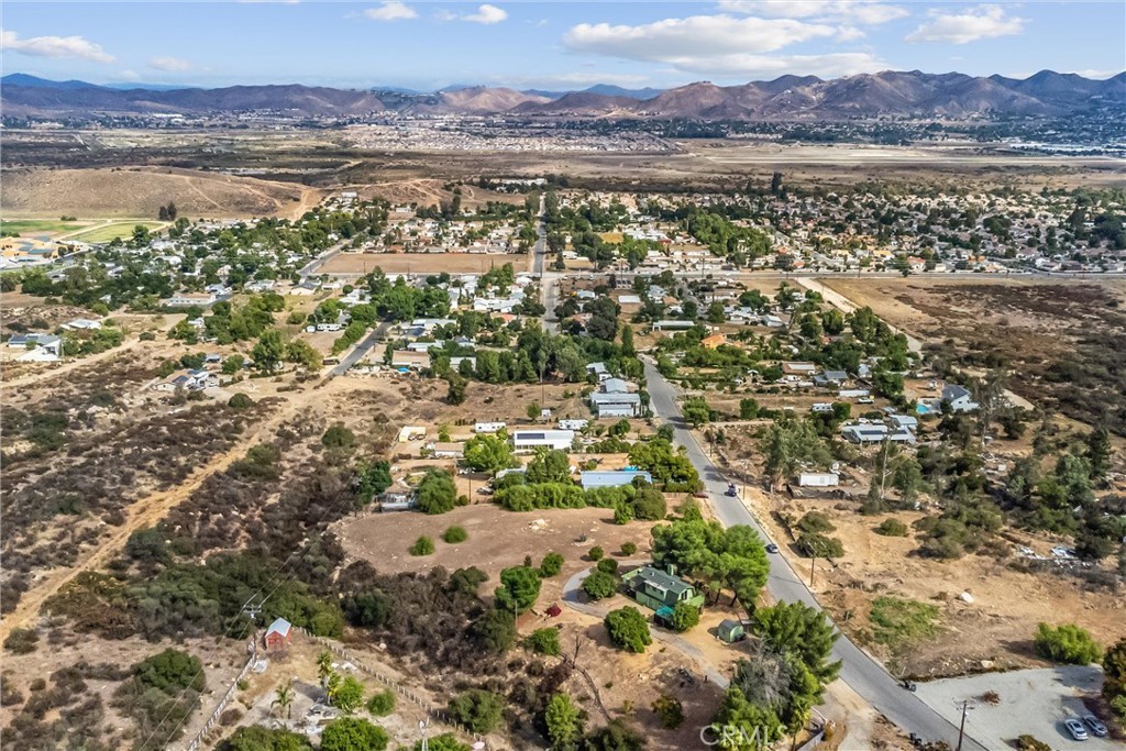 Lake Elsinore, California, 92530, United States, 3 Bedrooms Bedrooms, ,1 BathroomBathrooms,Residential,For Sale,1943552