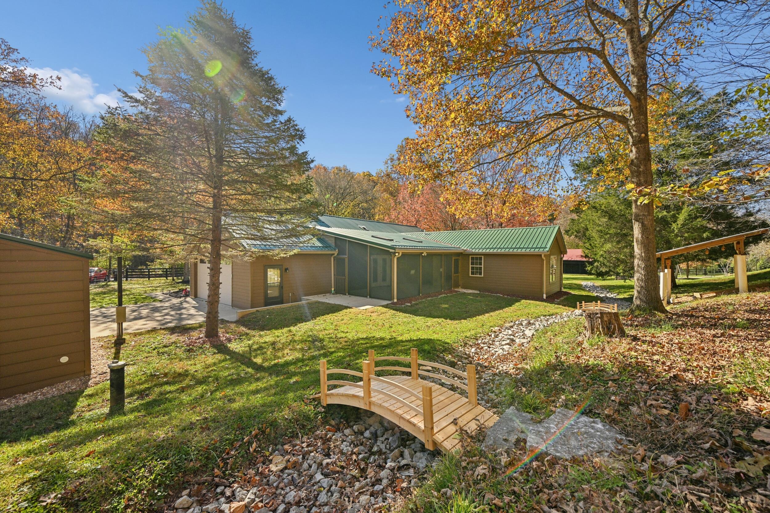 Burlington, Kentucky, 41005, United States, 3 Bedrooms Bedrooms, ,2 BathroomsBathrooms,Residential,For Sale,1989647