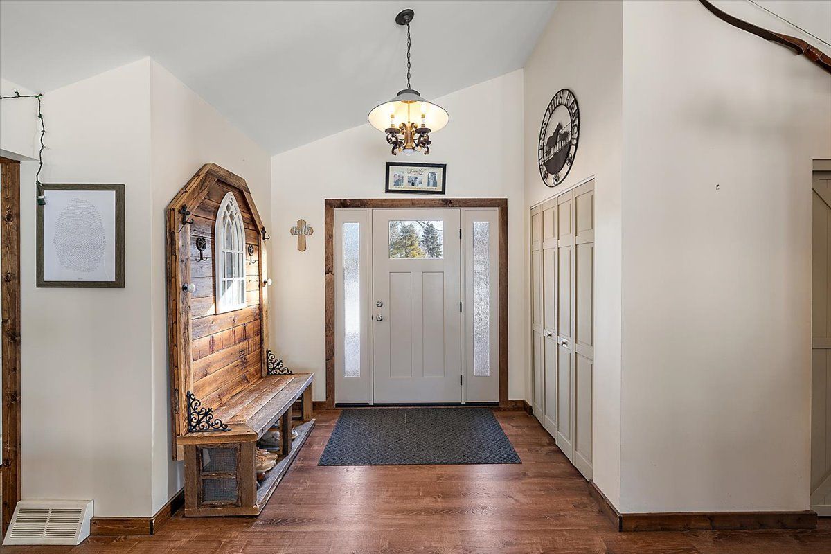 Metamora, Michigan, 48455, United States, 3 Bedrooms Bedrooms, ,2 BathroomsBathrooms,Residential,For Sale,1705008