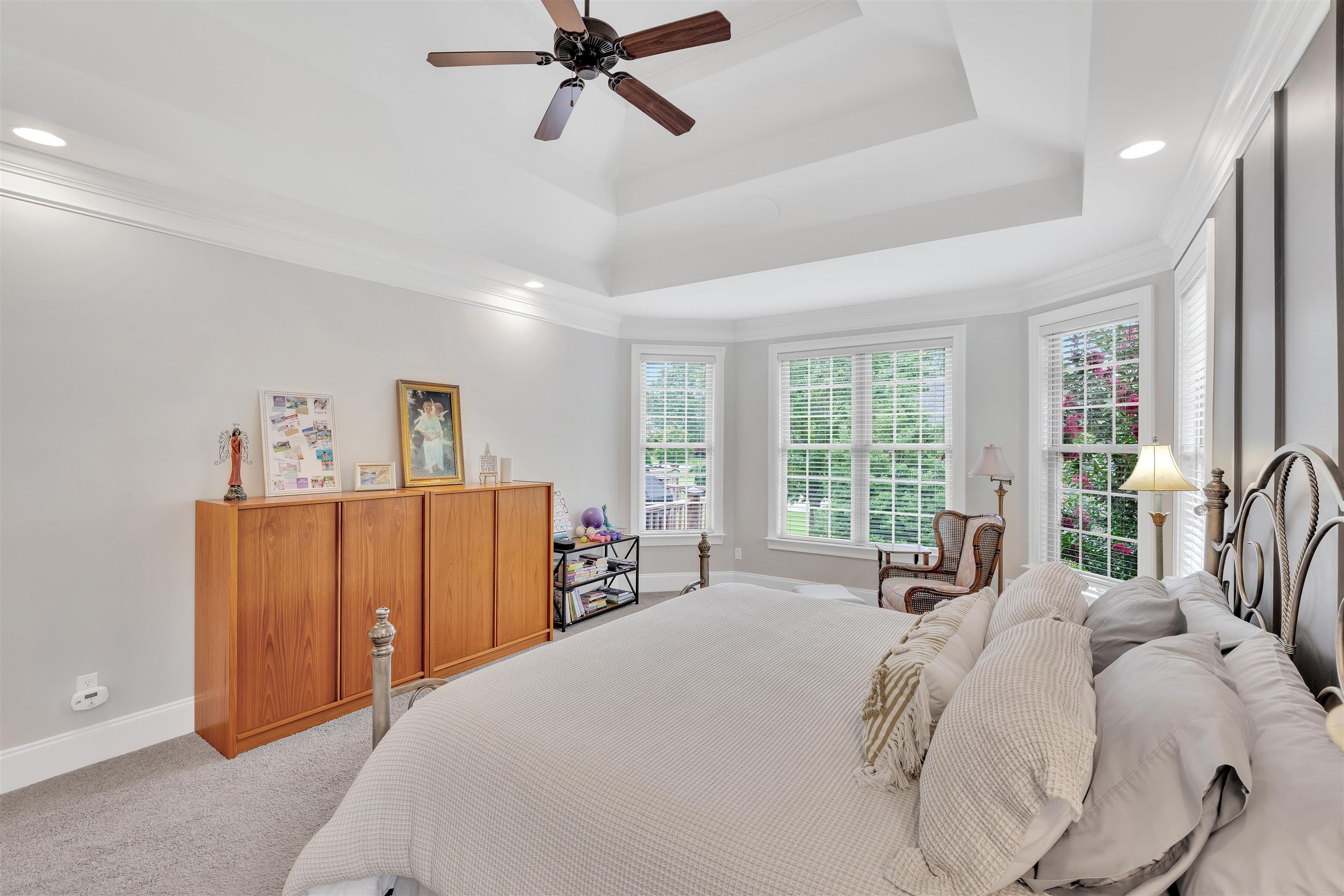 spartanburg, South Carolina, 29301, United States, 5 Bedrooms Bedrooms, ,4 BathroomsBathrooms,Residential,For Sale,1913401