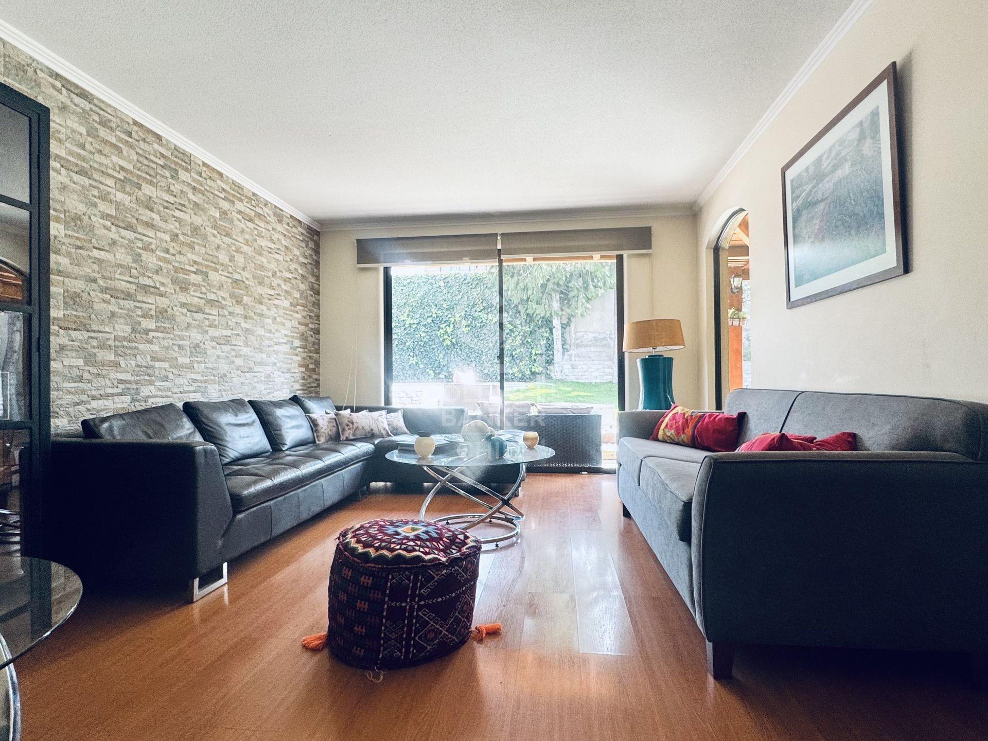 Lo Barnechea, Chile, 6 Bedrooms Bedrooms, ,4 BathroomsBathrooms,Residential,For Sale,1948089