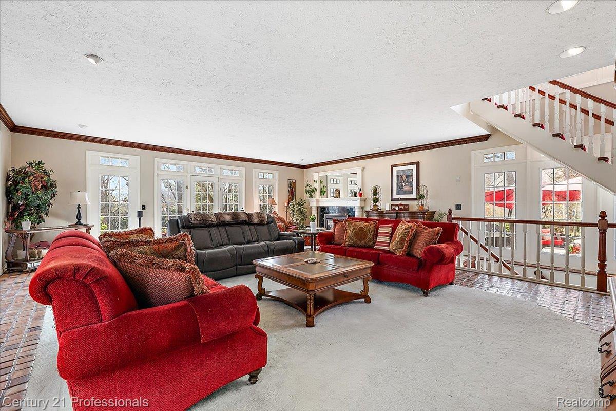Clarkston, Michigan, 48348, United States, 3 Bedrooms Bedrooms, ,4 BathroomsBathrooms,Residential,For Sale,2036106