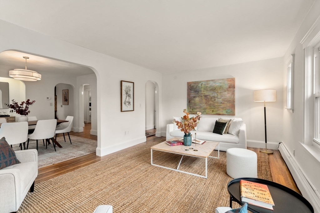 Brookline, Massachusetts, 02446, United States, 3 Bedrooms Bedrooms, ,2 BathroomsBathrooms,Residential,For Sale,1942016