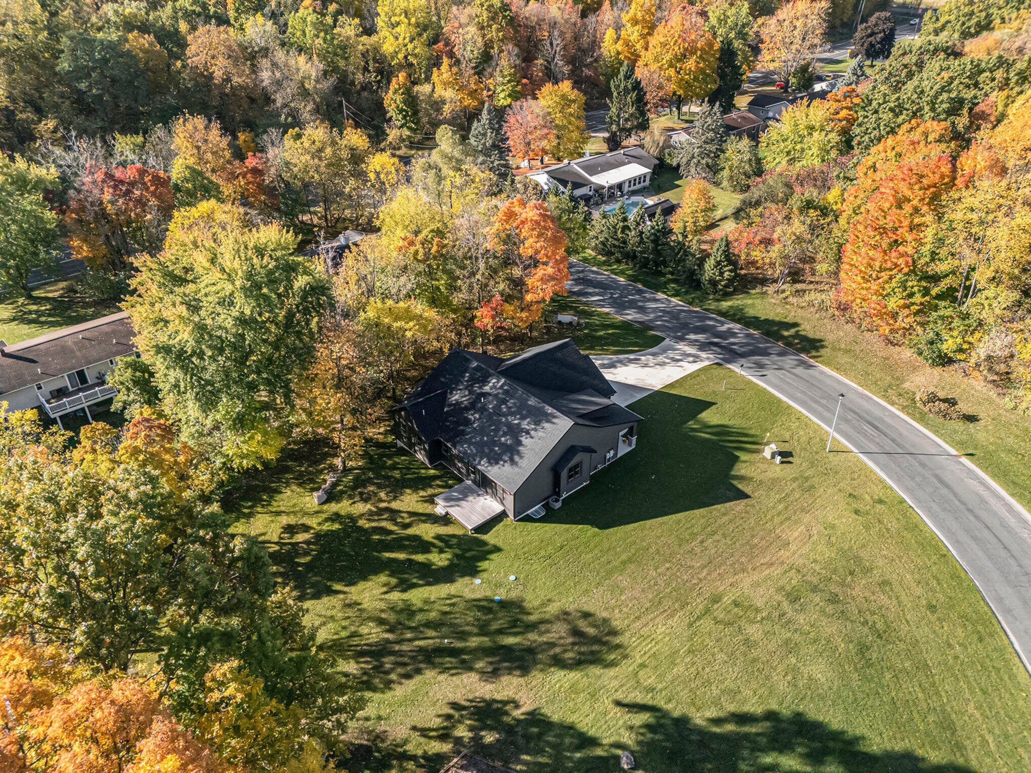 Kalamazoo, Michigan, 49009, United States, 3 Bedrooms Bedrooms, ,2 BathroomsBathrooms,Residential,For Sale,1984437