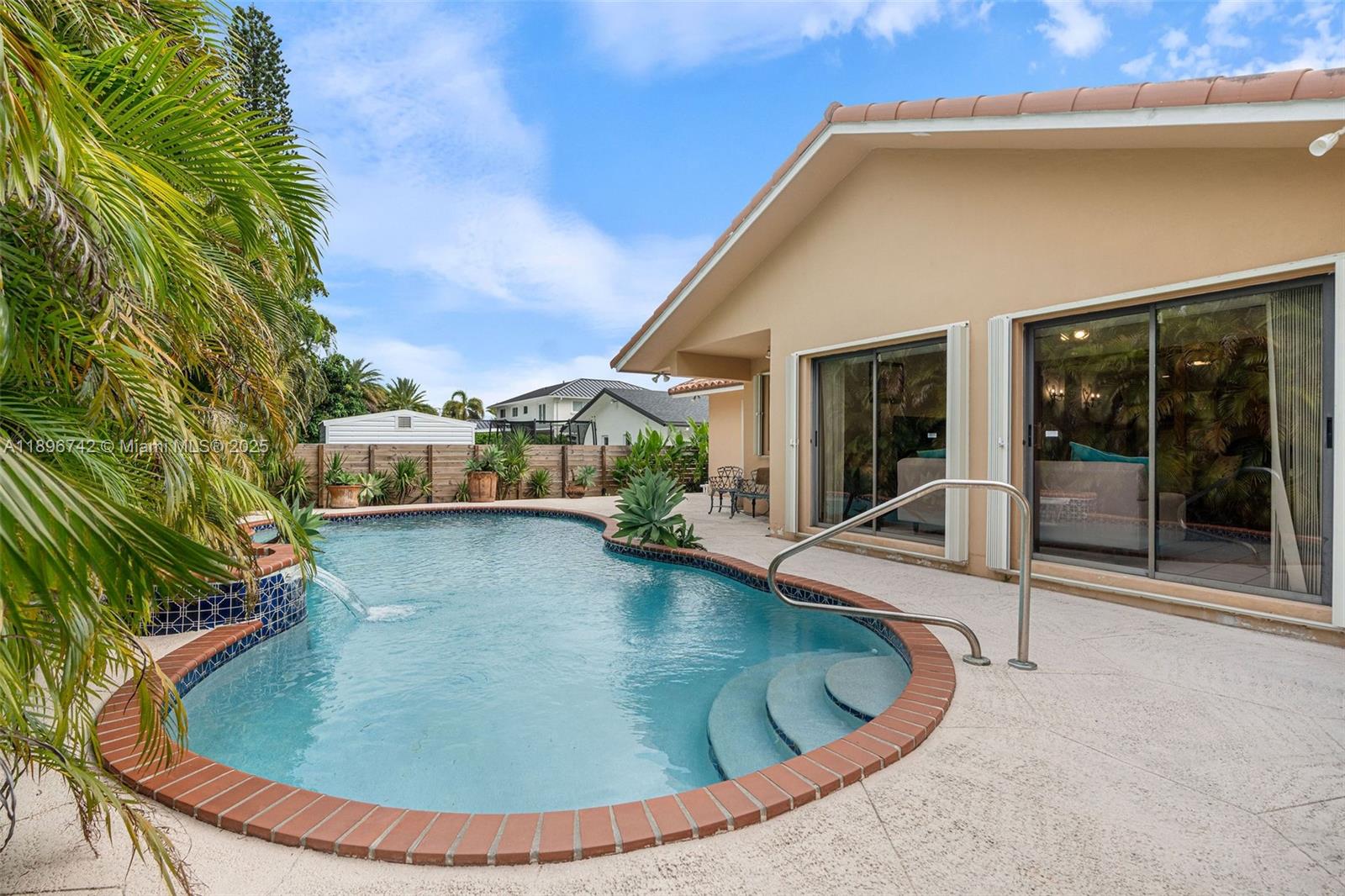 Miami, Florida, 33173, United States, 3 Bedrooms Bedrooms, ,3 BathroomsBathrooms,Residential,For Sale,1966935