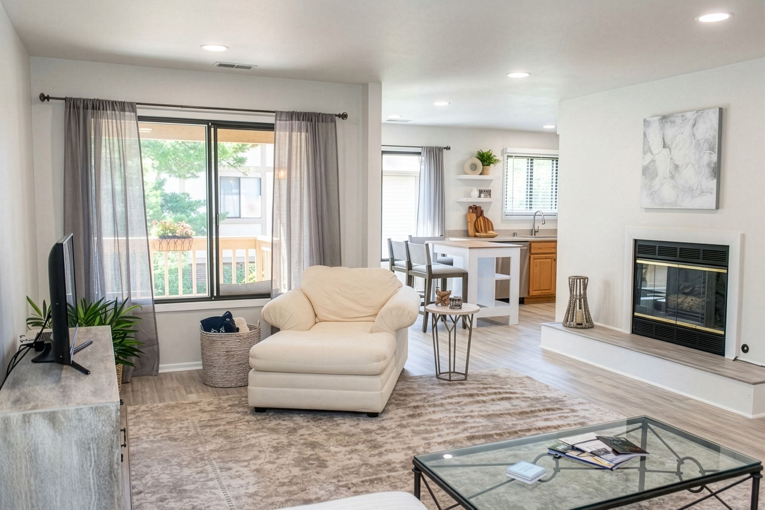  Stunning Two-Bedroom, Two-Bath Condo in Lake Geneva - 物件實景