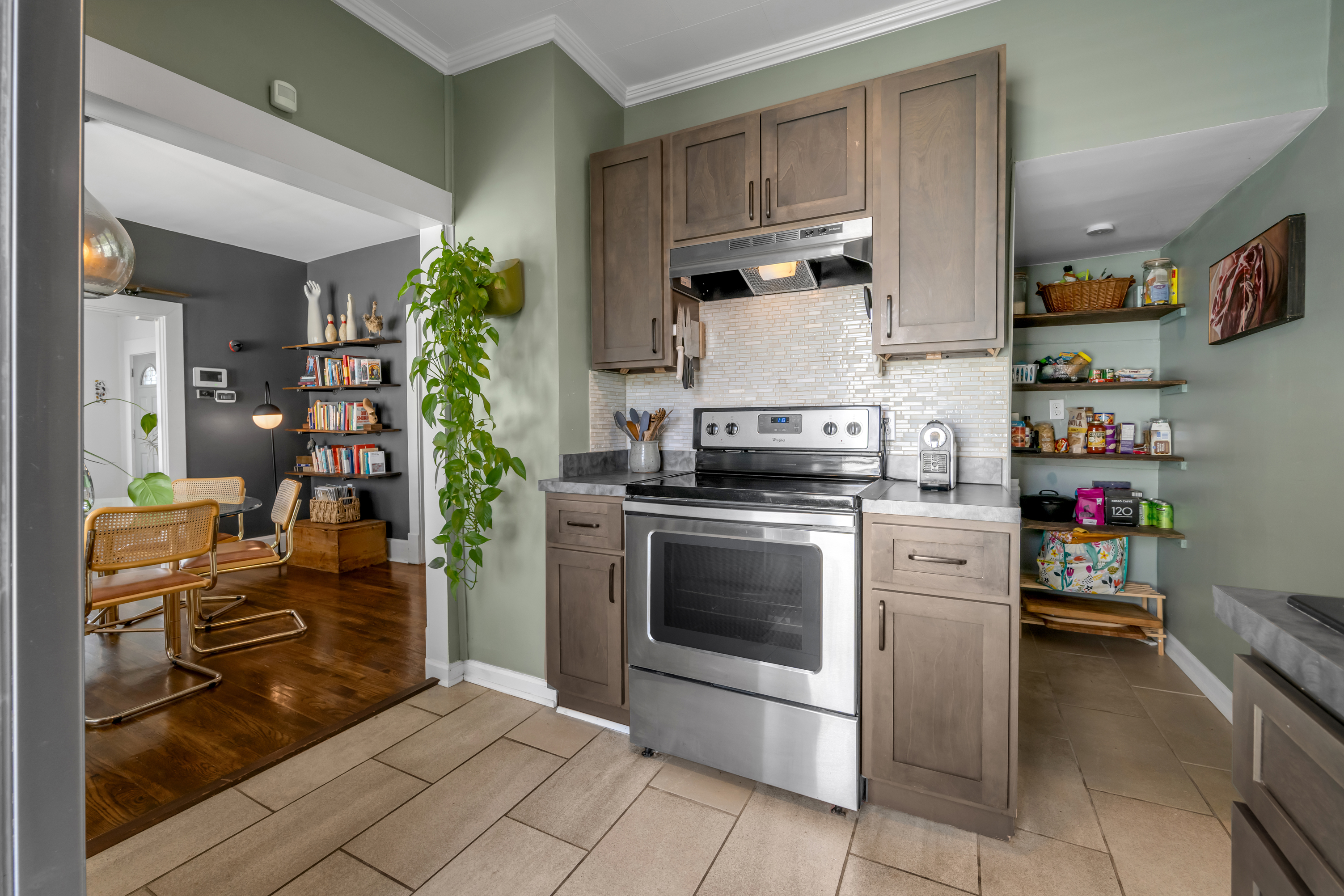  127 Delmont Drive - 物件實景