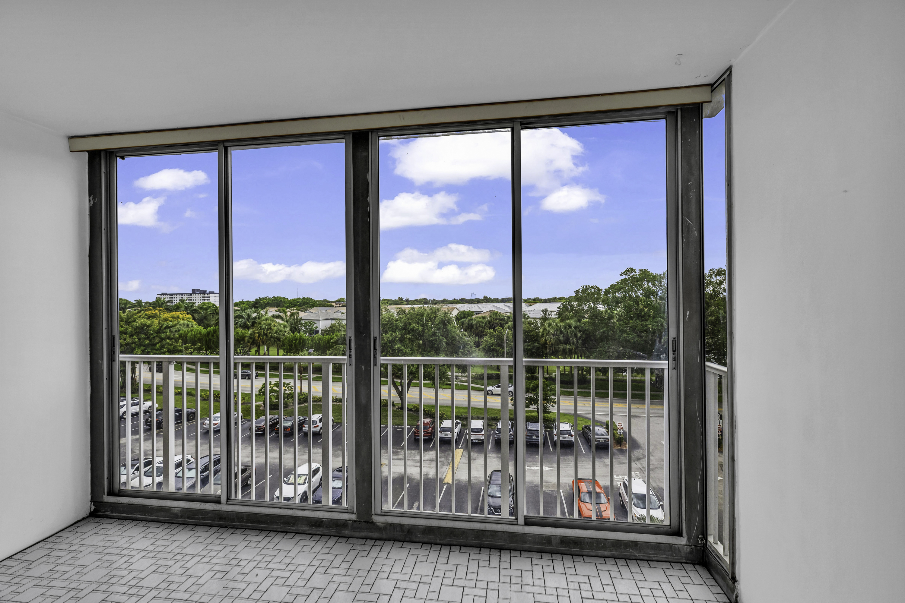  4200 Hillcrest Dr, Hollywood, FL, 33021 - 物件實景