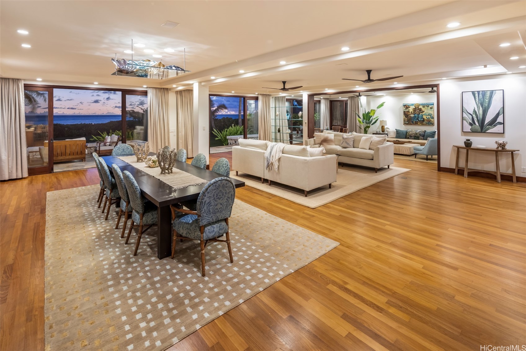 Kailua, Hawaii, 96734, United States, 5 Bedrooms Bedrooms, ,5 BathroomsBathrooms,Residential,For Sale,1948431