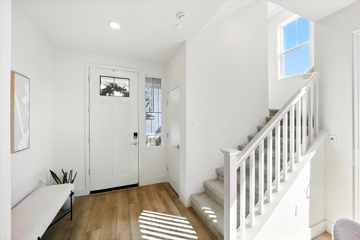 Newark, California, 94560, United States, 4 Bedrooms Bedrooms, ,4 BathroomsBathrooms,Residential,For Sale,1926207