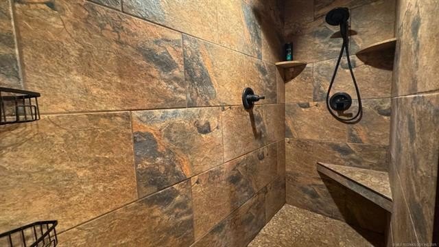 Hodgen, Oklahoma, 74939, United States, 4 Bedrooms Bedrooms, ,3 BathroomsBathrooms,Residential,For Sale,1979733