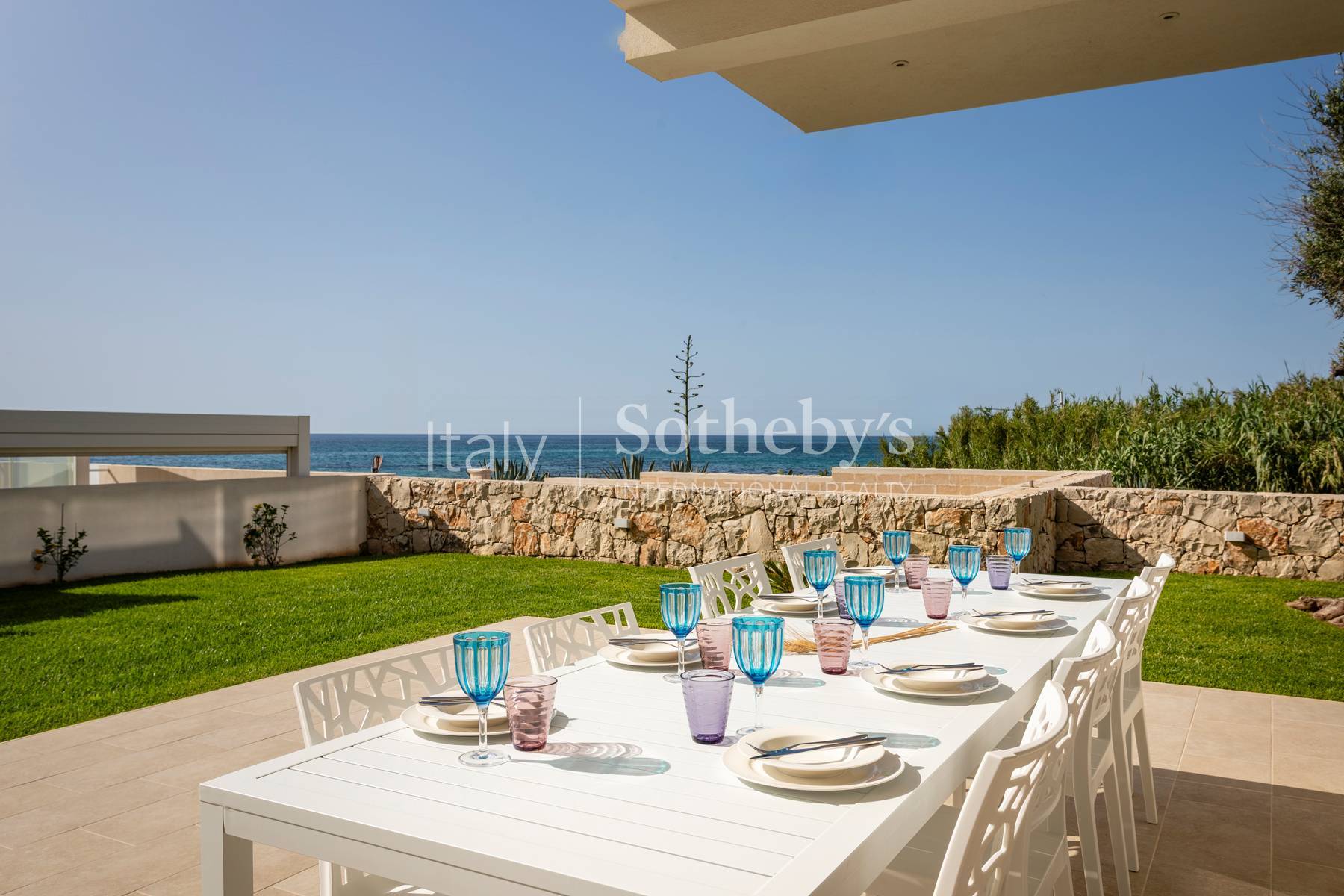  Exclusive and elegant modern villa by the sea - 物件實景