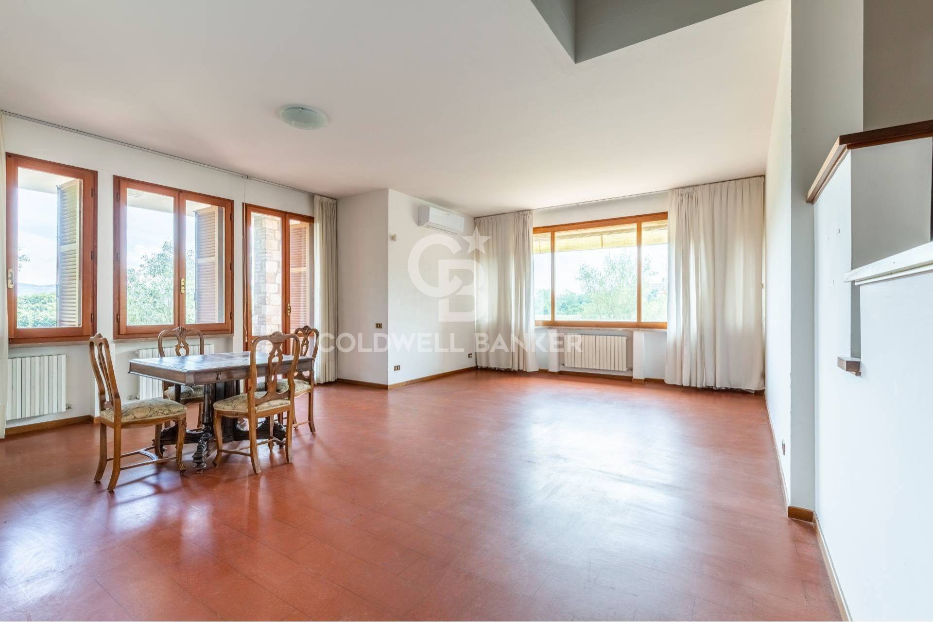 Fratta Todina, Perugia, 06054, IT, 6 Bedrooms Bedrooms, ,6 BathroomsBathrooms,Residential,For Sale,1850046