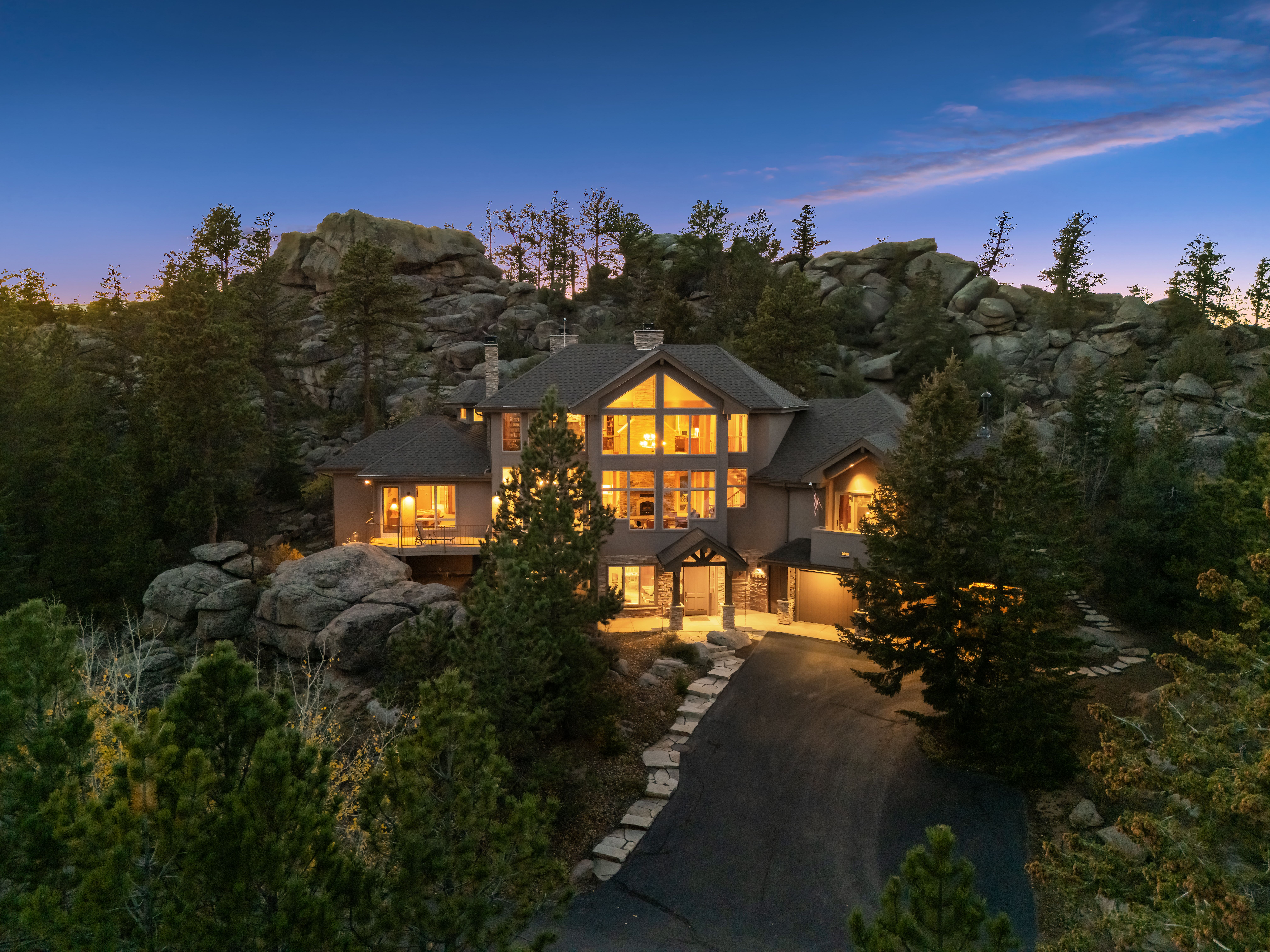  Lakeside Fox Acres Estate with Elevator, Sauna & Guest Apartment - 物件實景